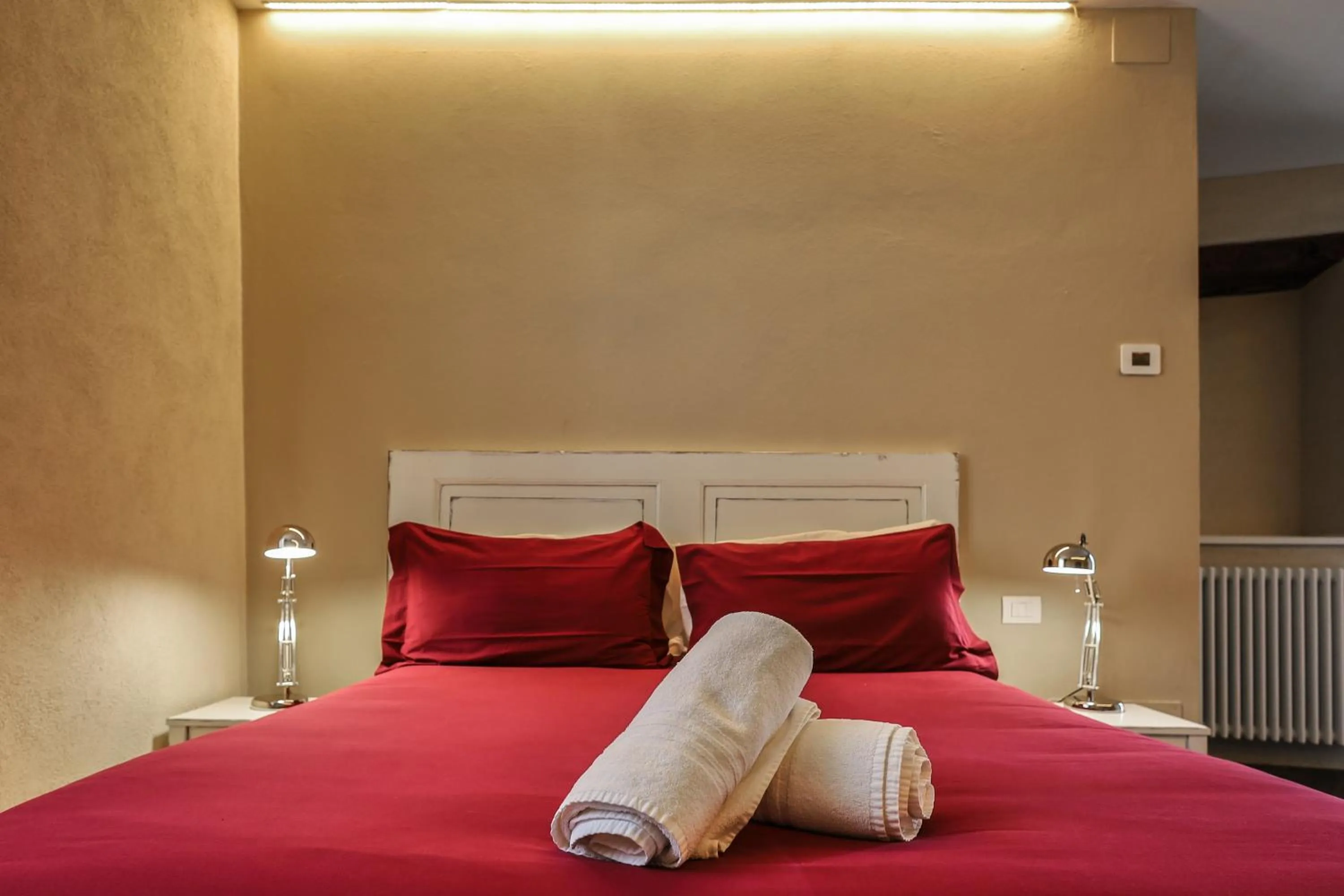 Bed in Albergo del Bramante