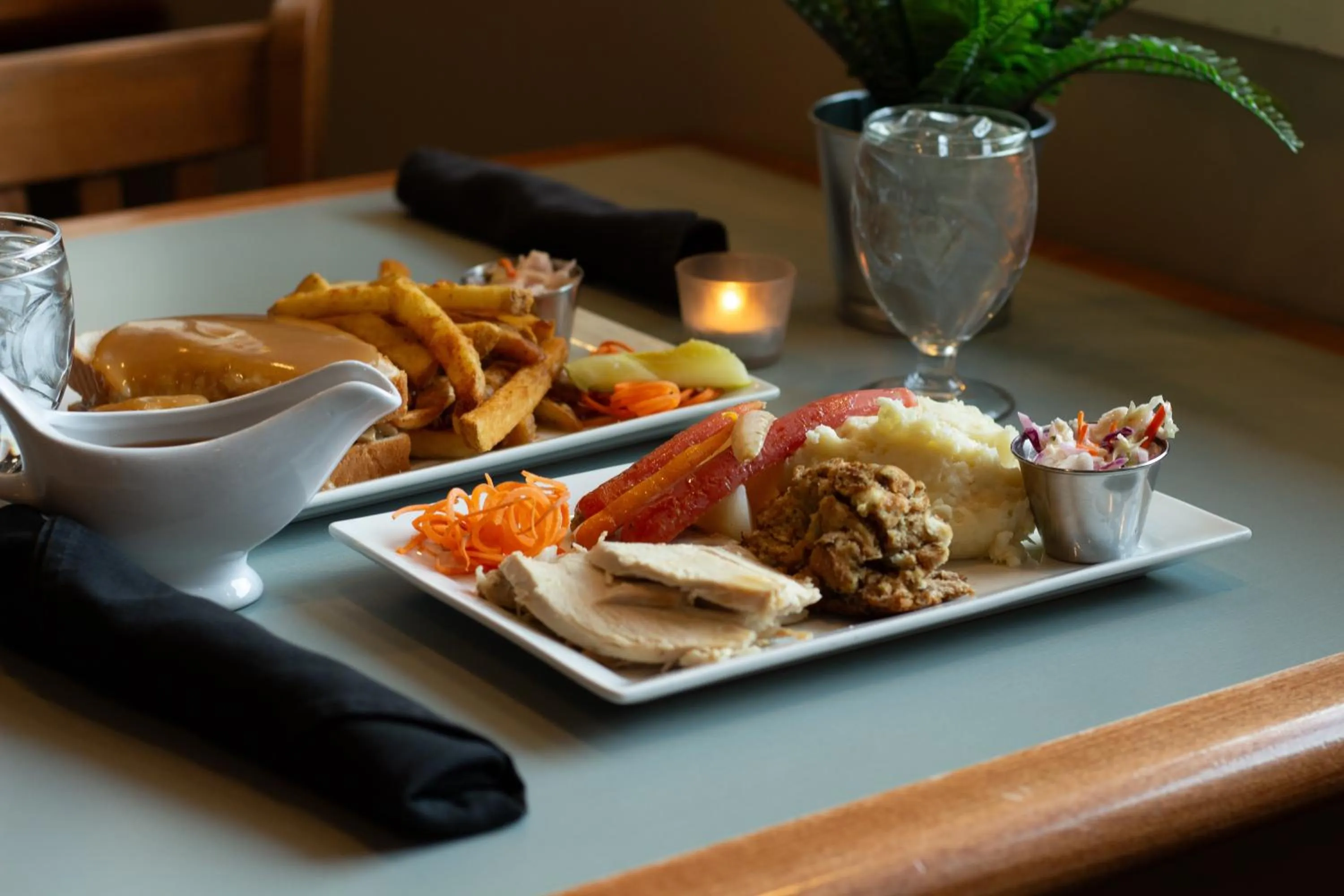 Restaurant/places to eat in Rodd Grand Yarmouth