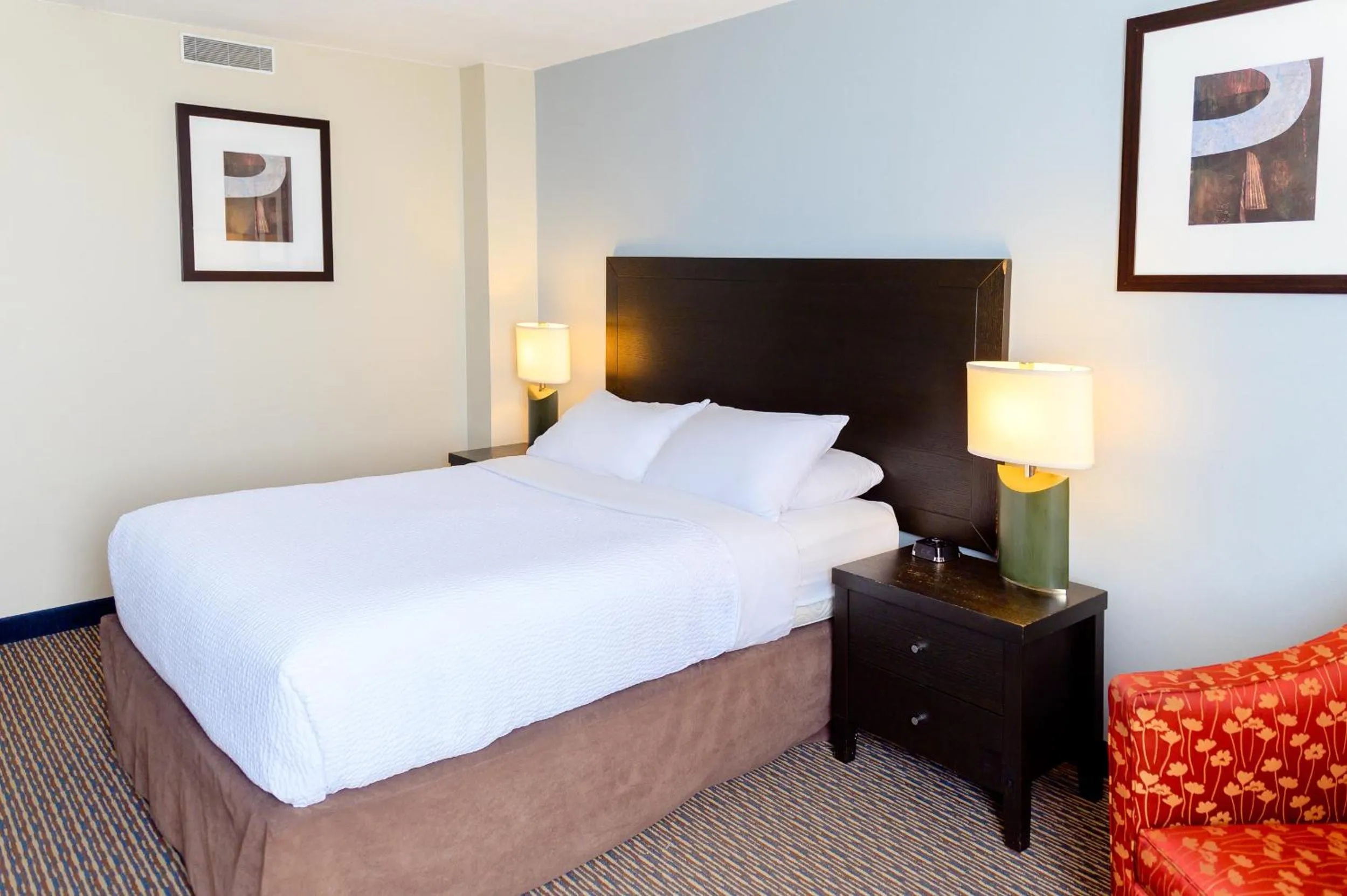 Bedroom, Bed in Rodd Grand Yarmouth