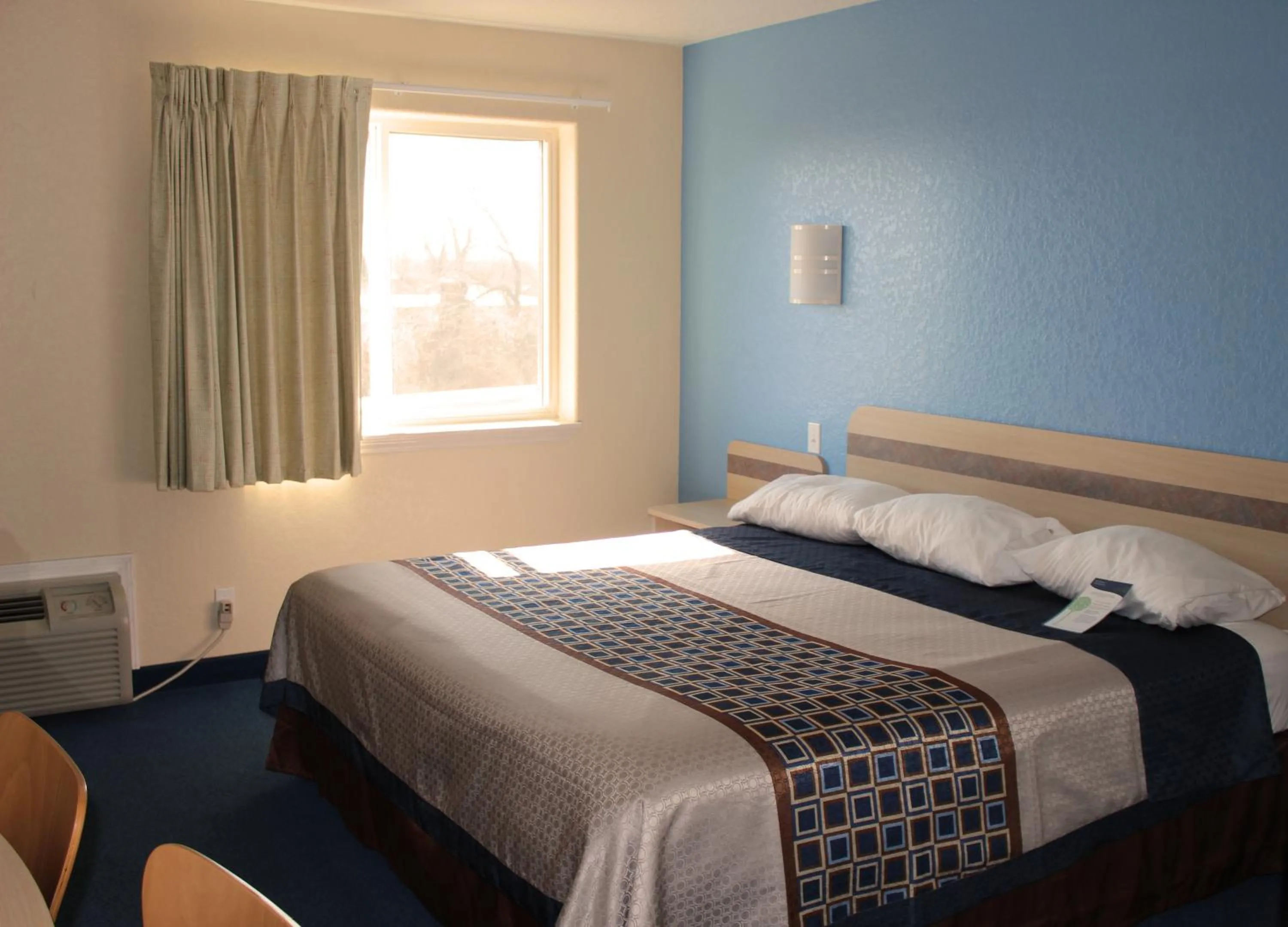 Bed in Wine Country Inn