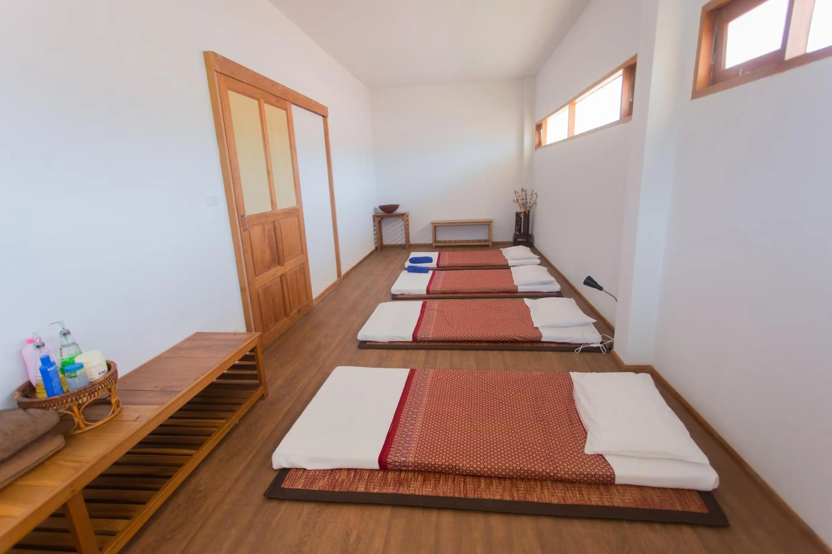 Massage, Bed in Armonia Village Resort and Spa