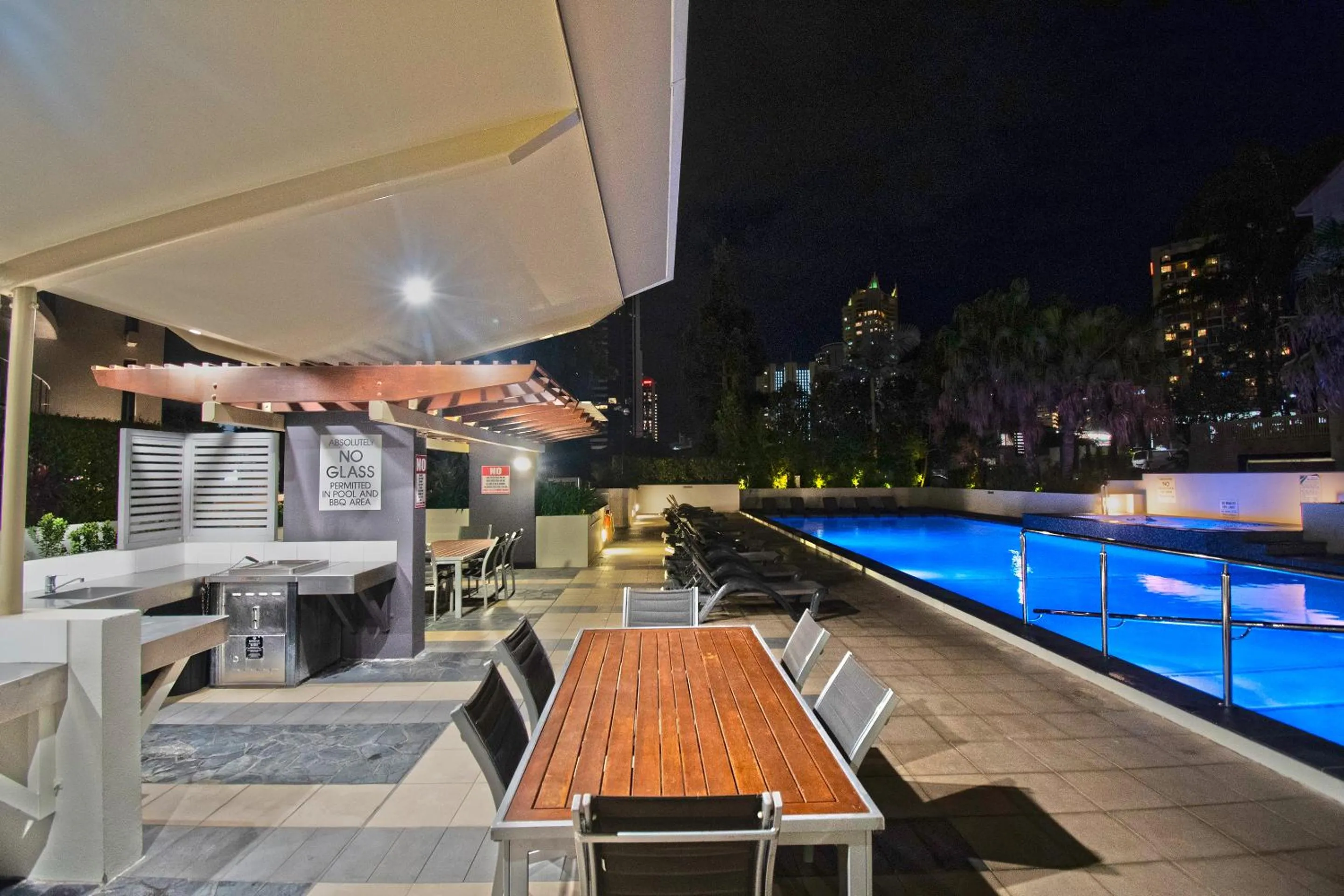 BBQ facilities in Trilogy Surfers Paradise