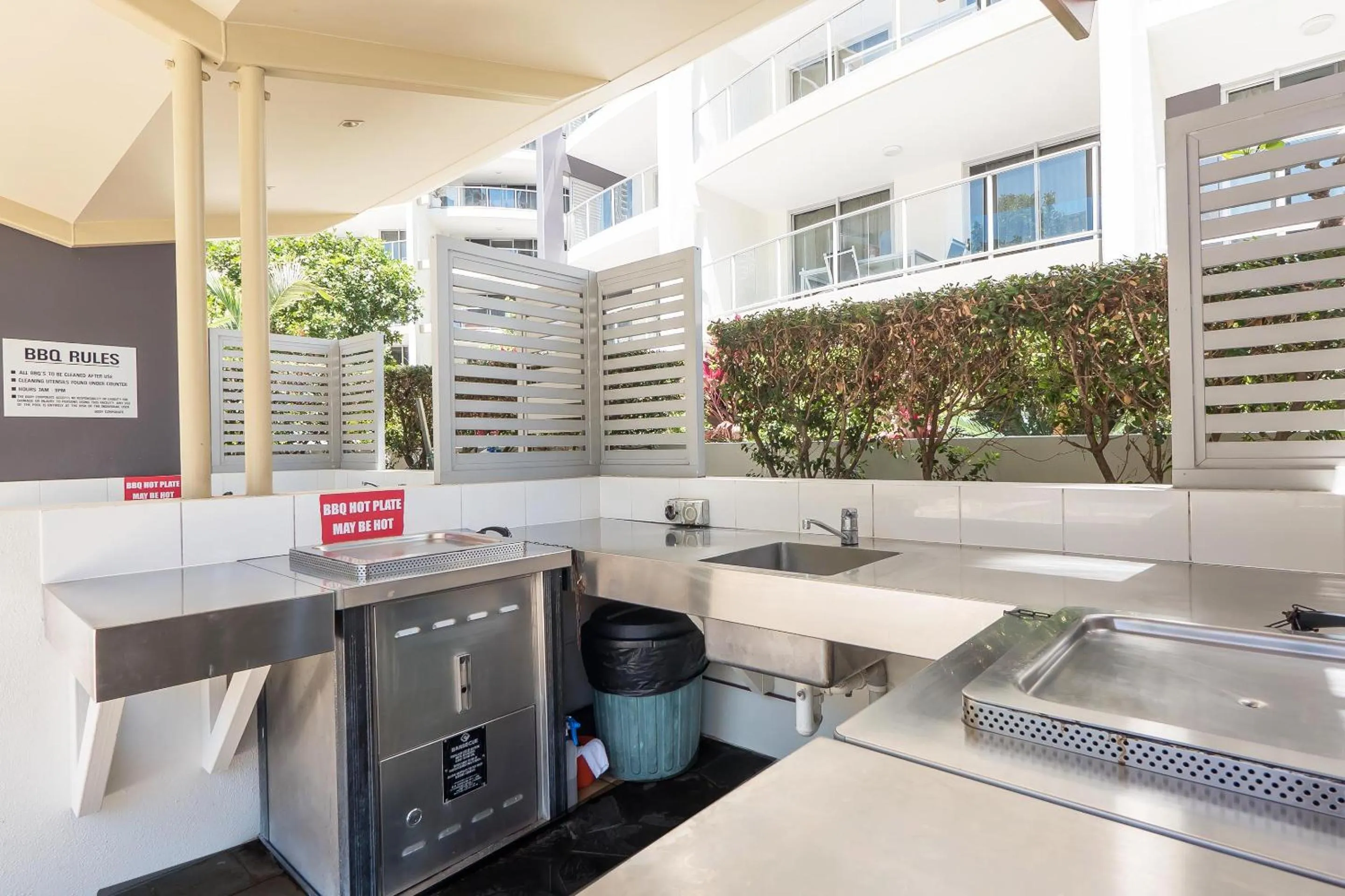 BBQ facilities in Trilogy Surfers Paradise