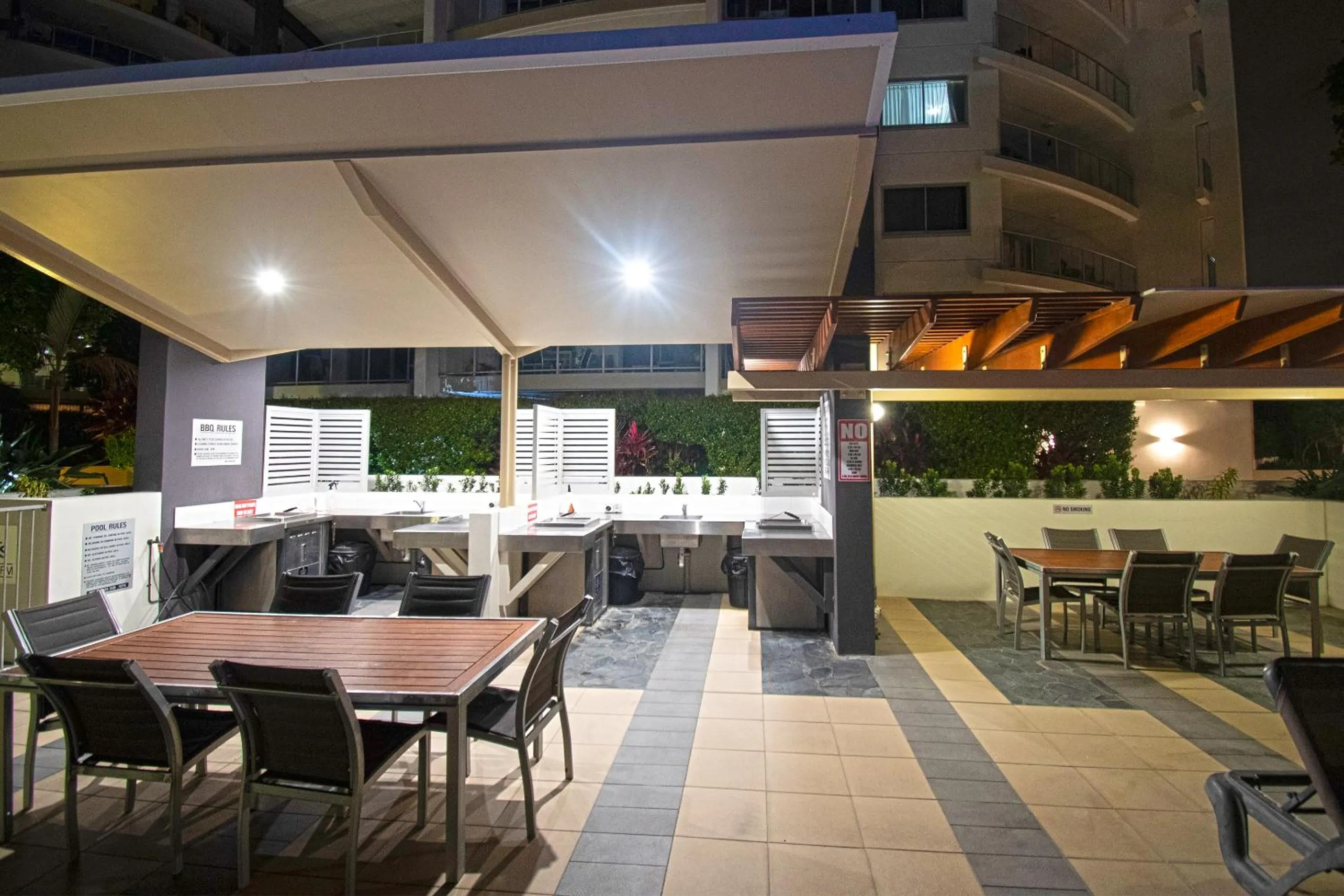 BBQ facilities in Trilogy Surfers Paradise
