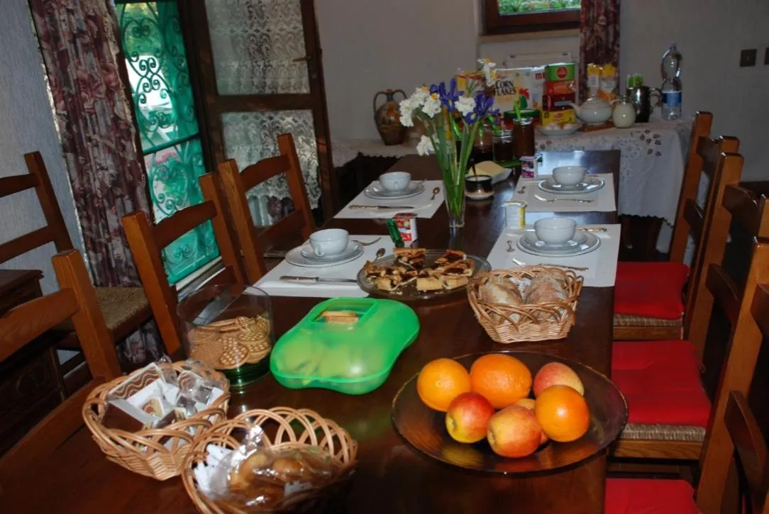 Buffet breakfast in B&B Villa Sans Souci