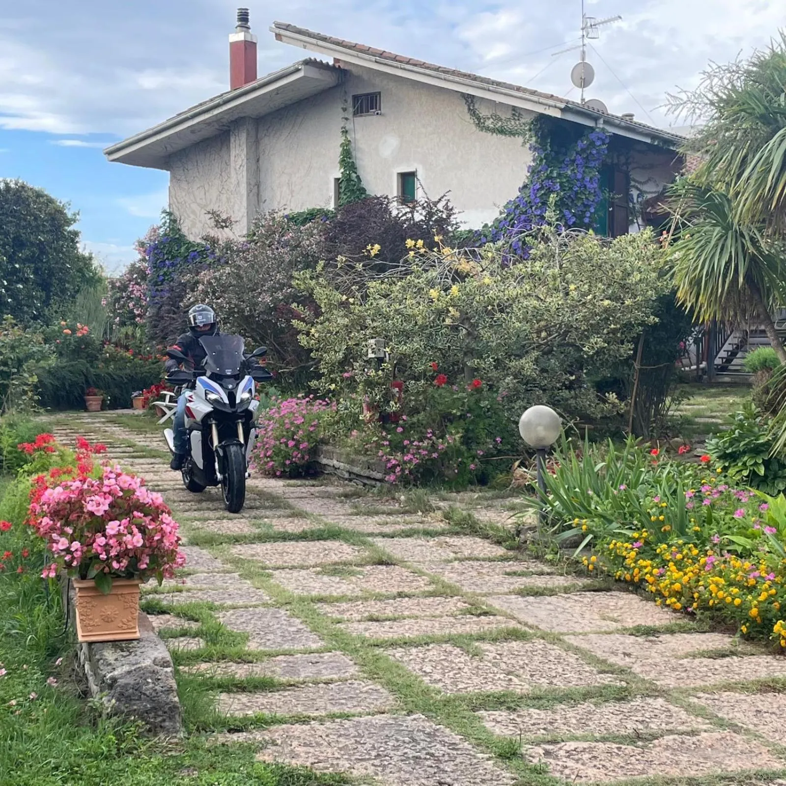 Parking in B&B Villa Sans Souci