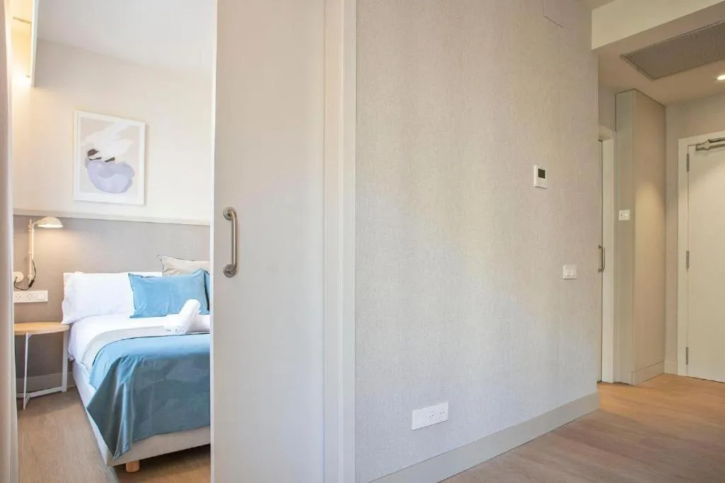 Bedroom, Bed in Fisa Rentals Ramblas Apartments