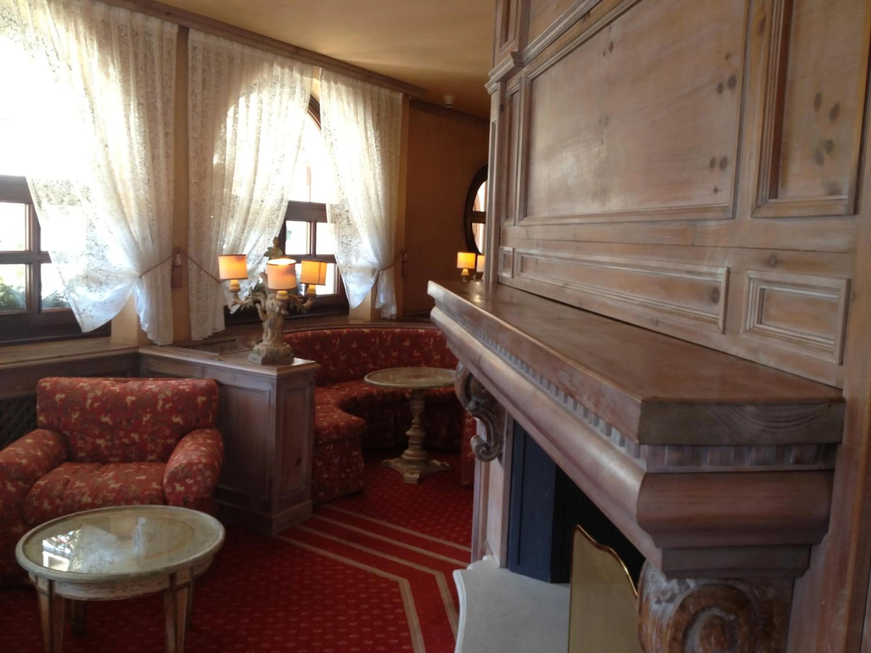 Lounge or bar in RTA Hotel Catturani