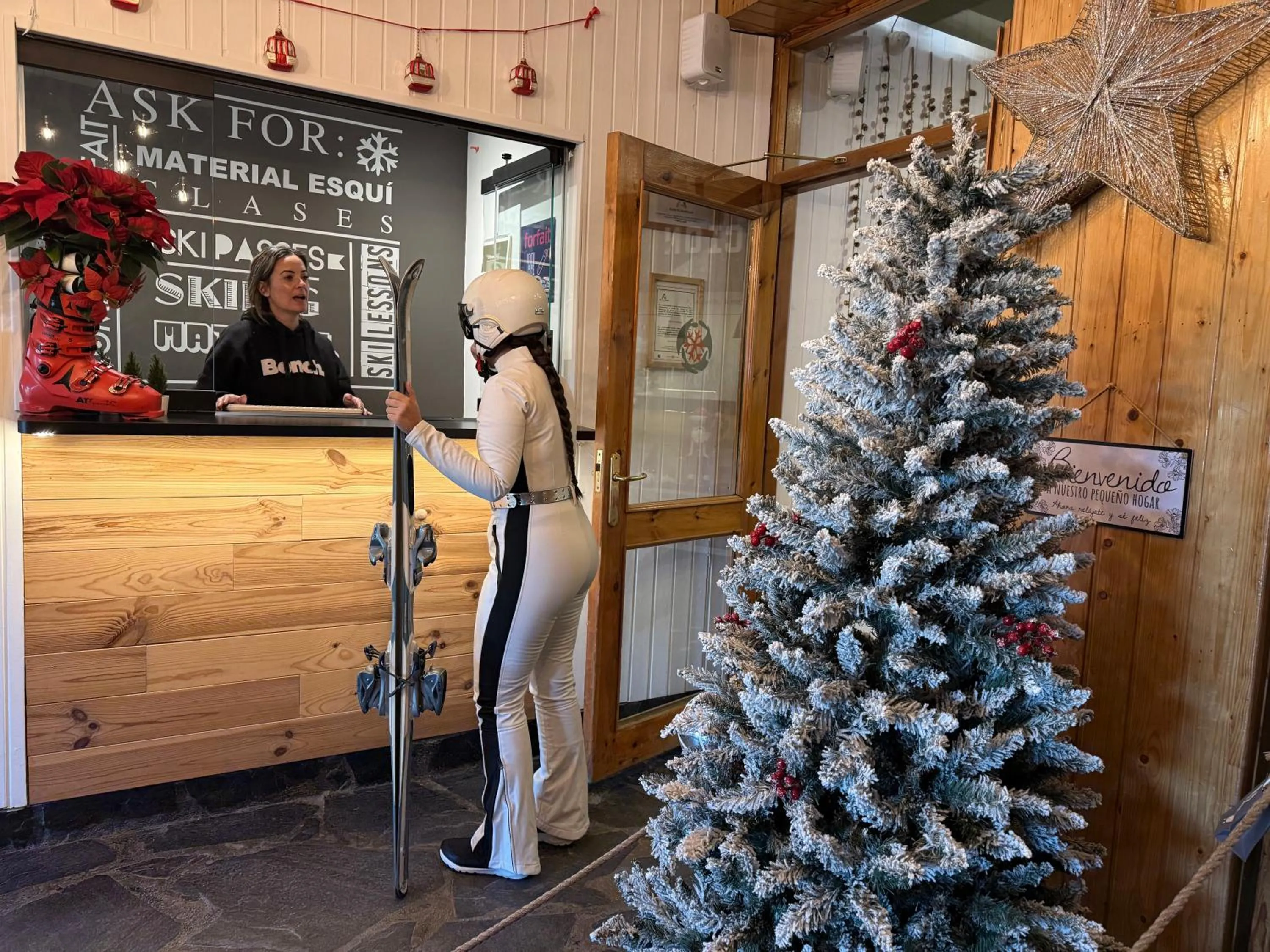 Skiing in Inside Plaza Sierra Nevada