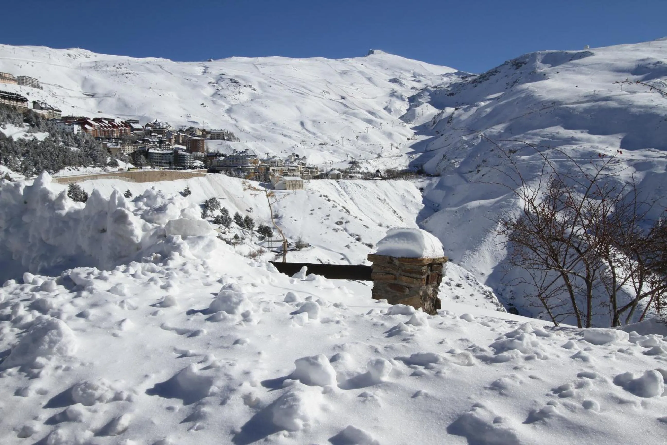 Nearby landmark in Inside Plaza Sierra Nevada