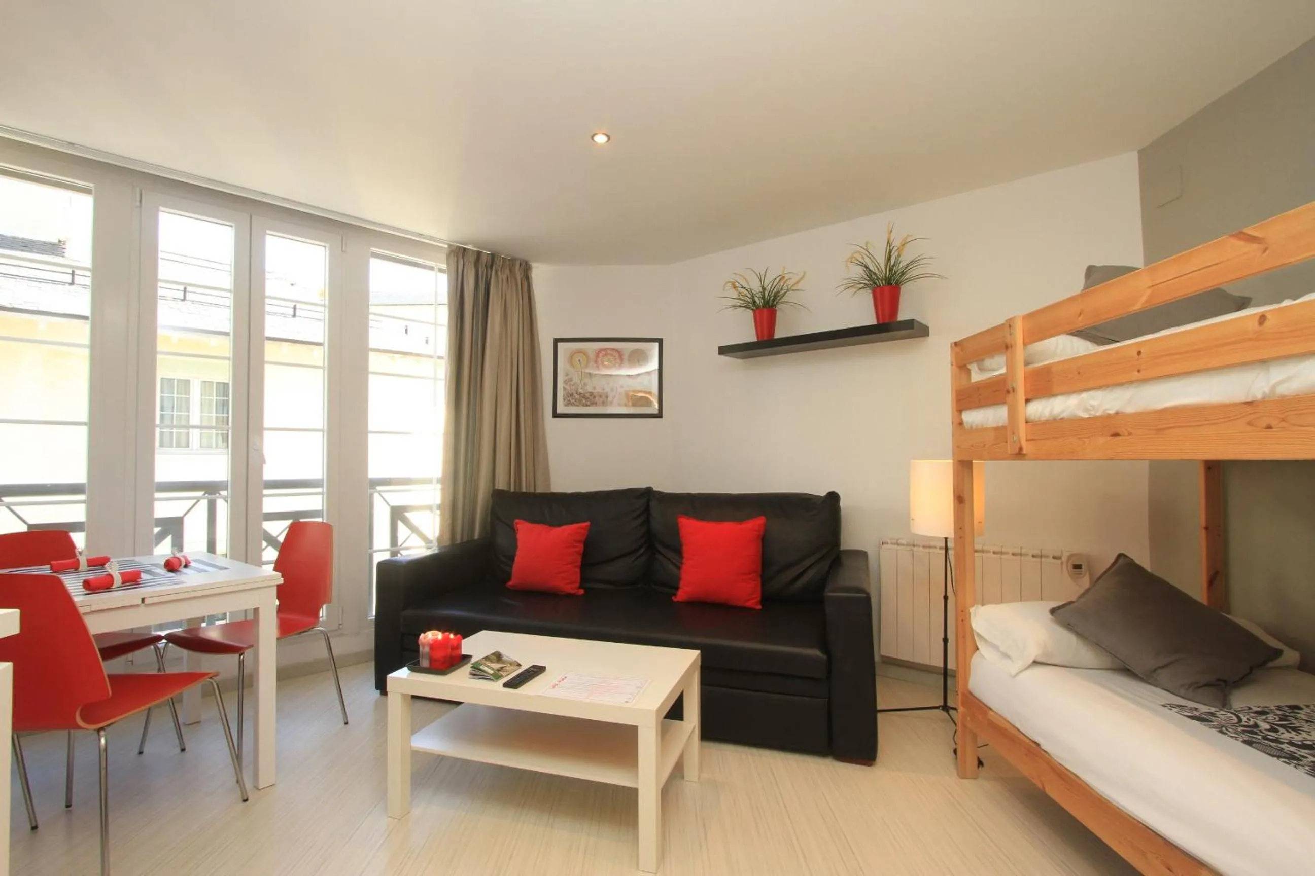 One-Bedroom Apartment with Bunk Bed in Inside Plaza Sierra Nevada