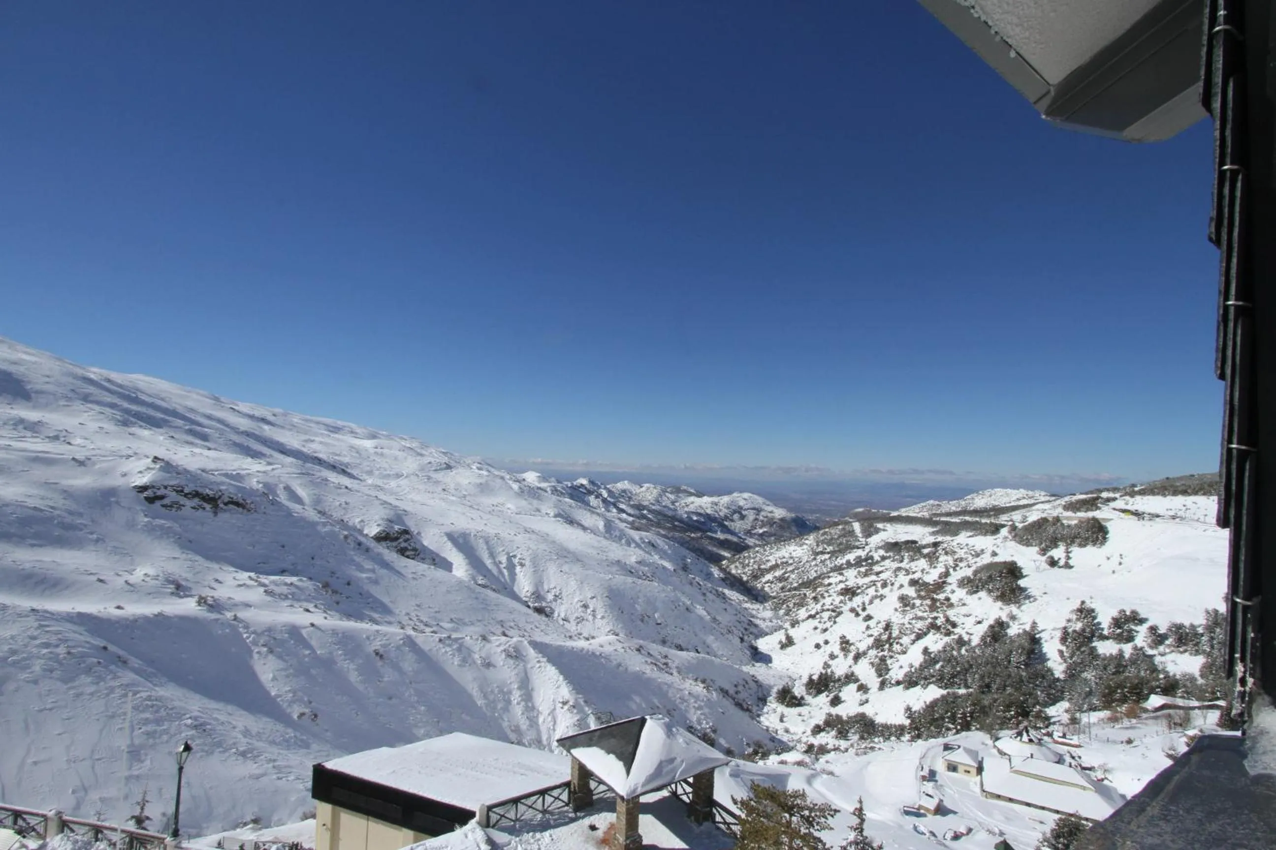 Nearby landmark in Inside Plaza Sierra Nevada