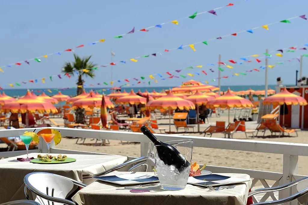 Restaurant/places to eat in Hotel & Residence Cavalluccio Marino