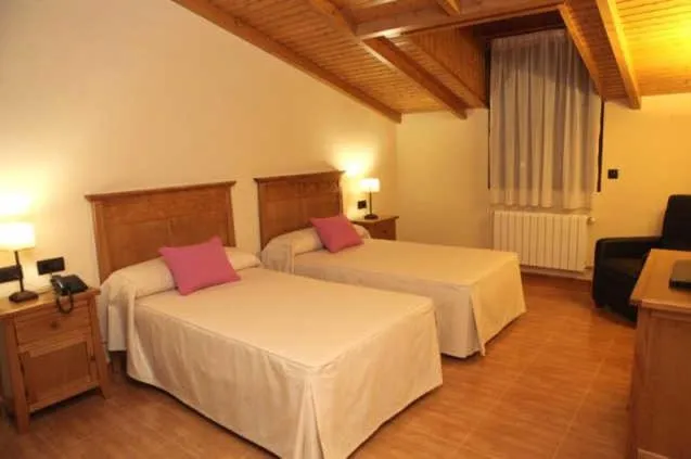 Photo of the whole room, Bed in Hotel Rural Romero Torres