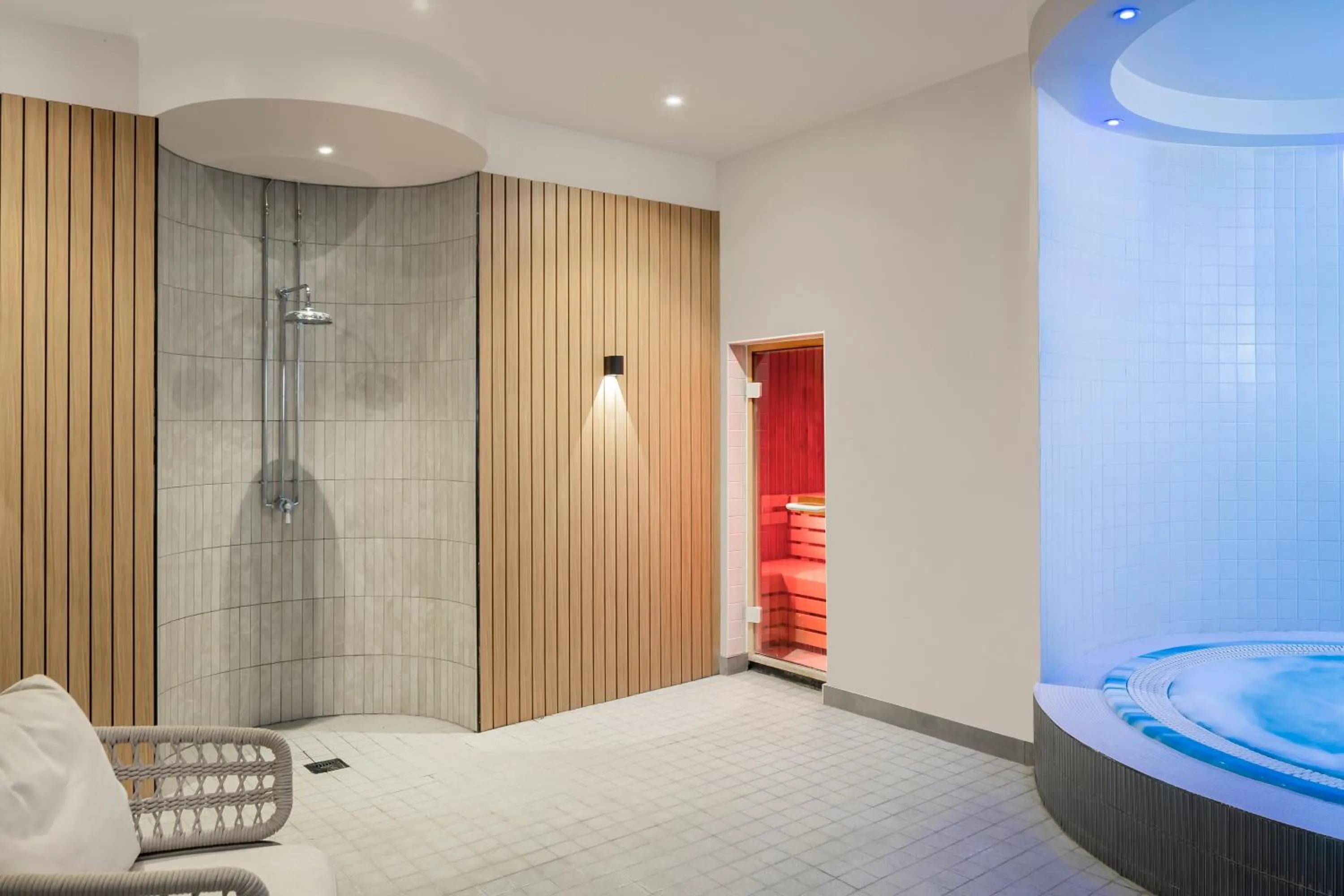 Spa and wellness centre/facilities in voco Fareham - Solent by IHG