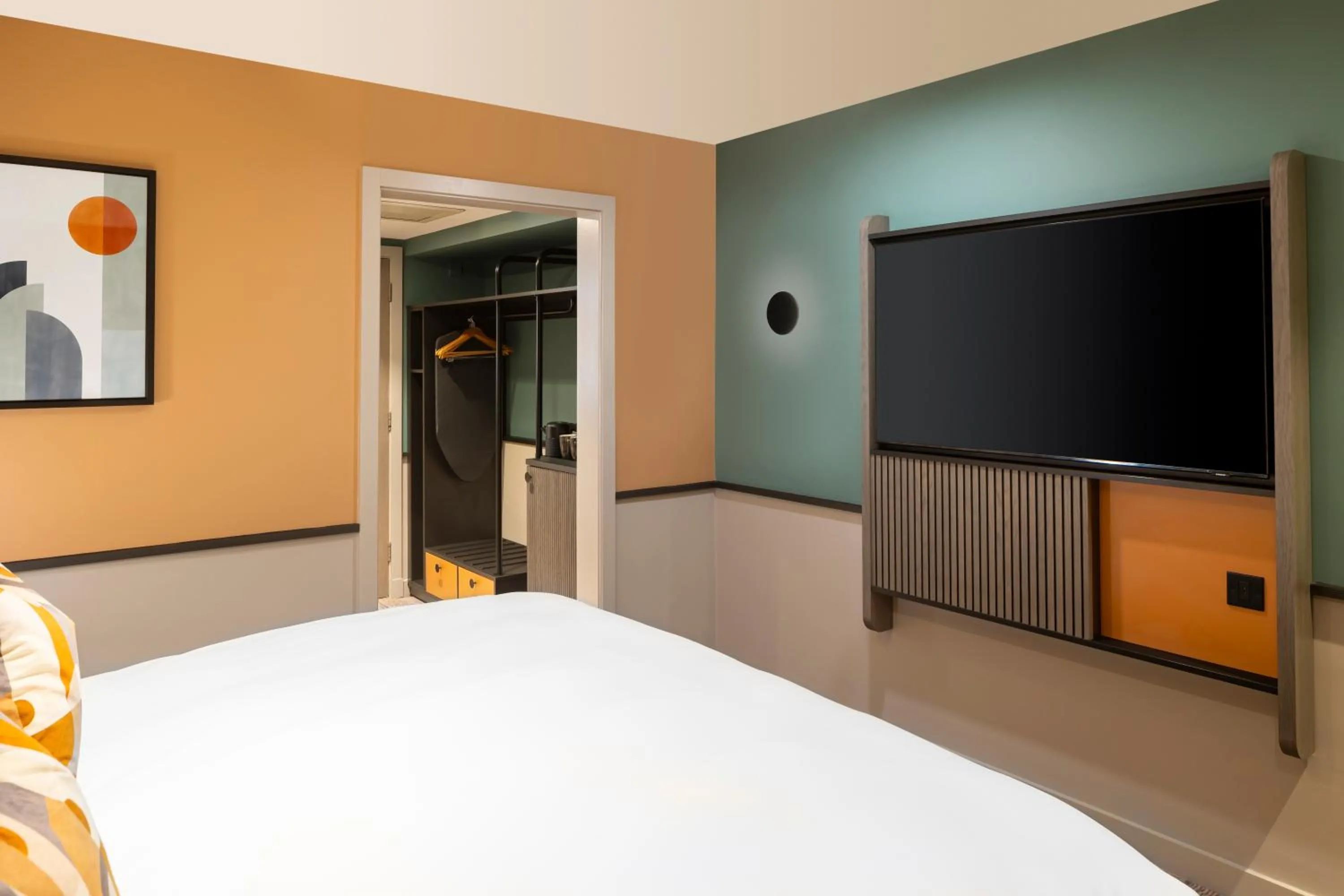 Bed in voco Fareham - Solent by IHG