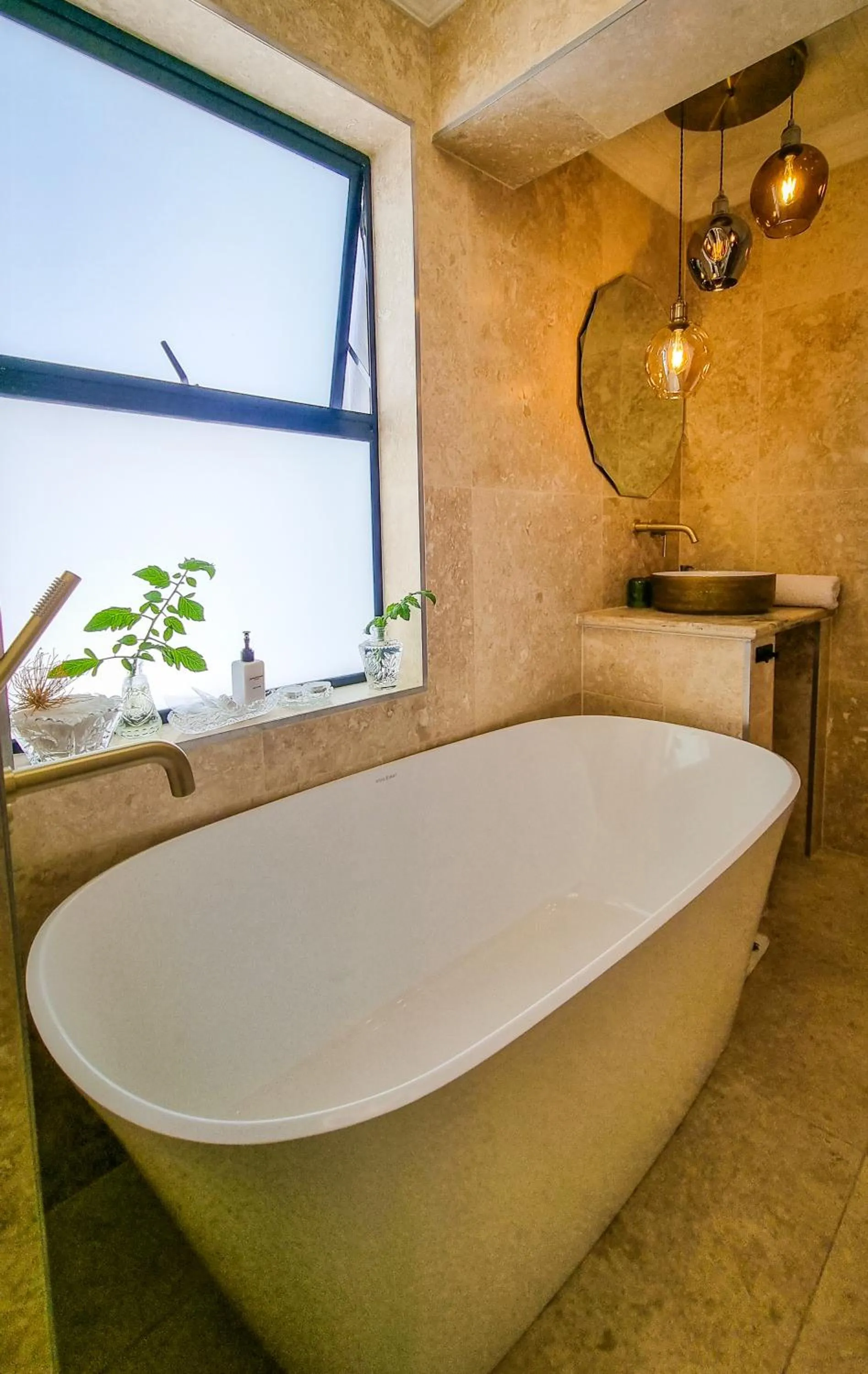 Bath in Batavia Boutique Hotel
