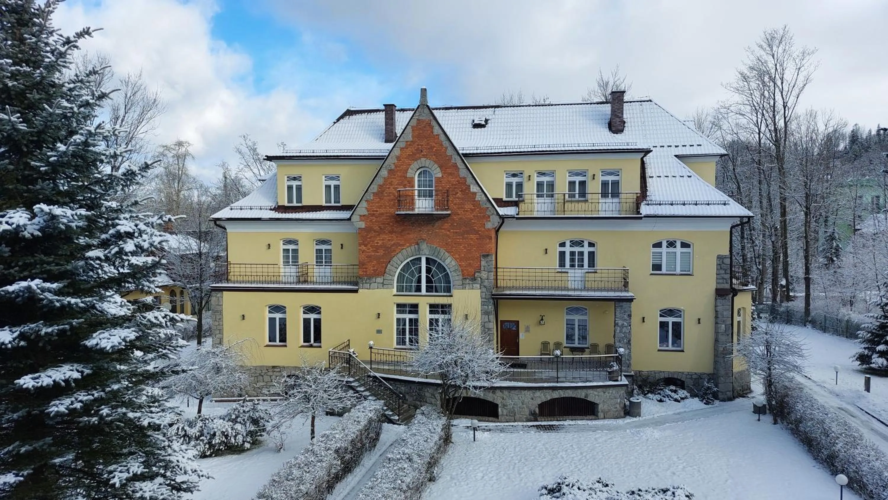 Property building in Halny Pensjonat