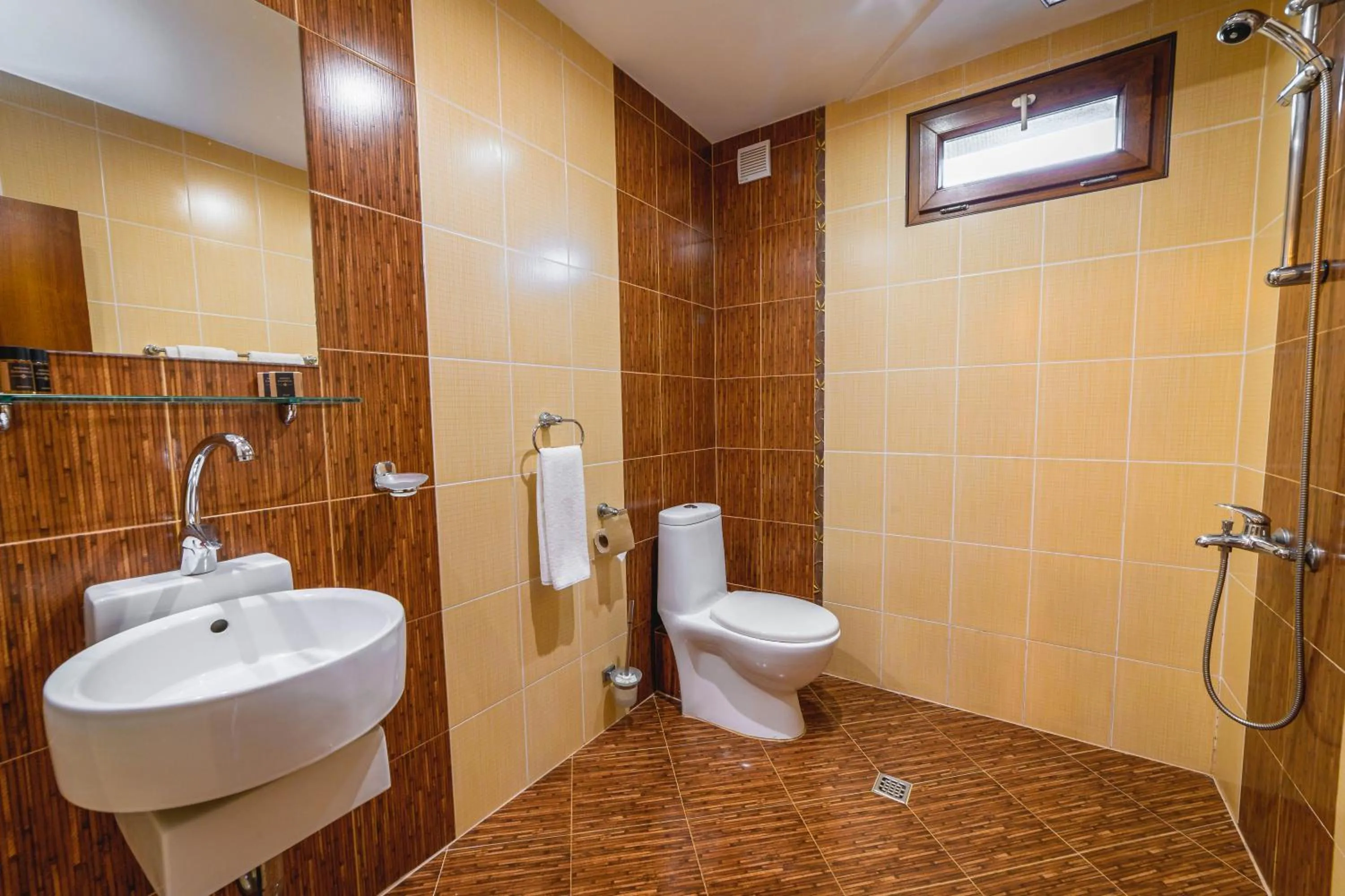 Bathroom in Eleganza Family Hotel - Free Parking