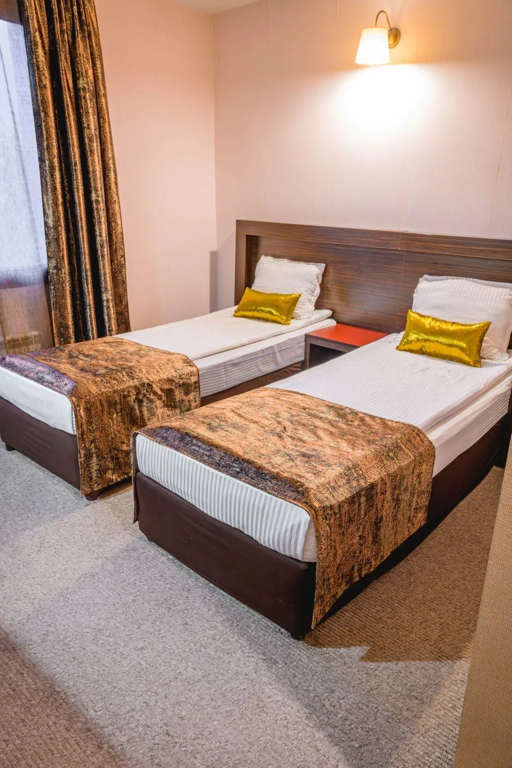 Bed in Eleganza Family Hotel - Free Parking