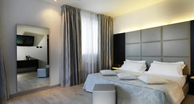 Photo of the whole room, Bed in Blu9 Hotel