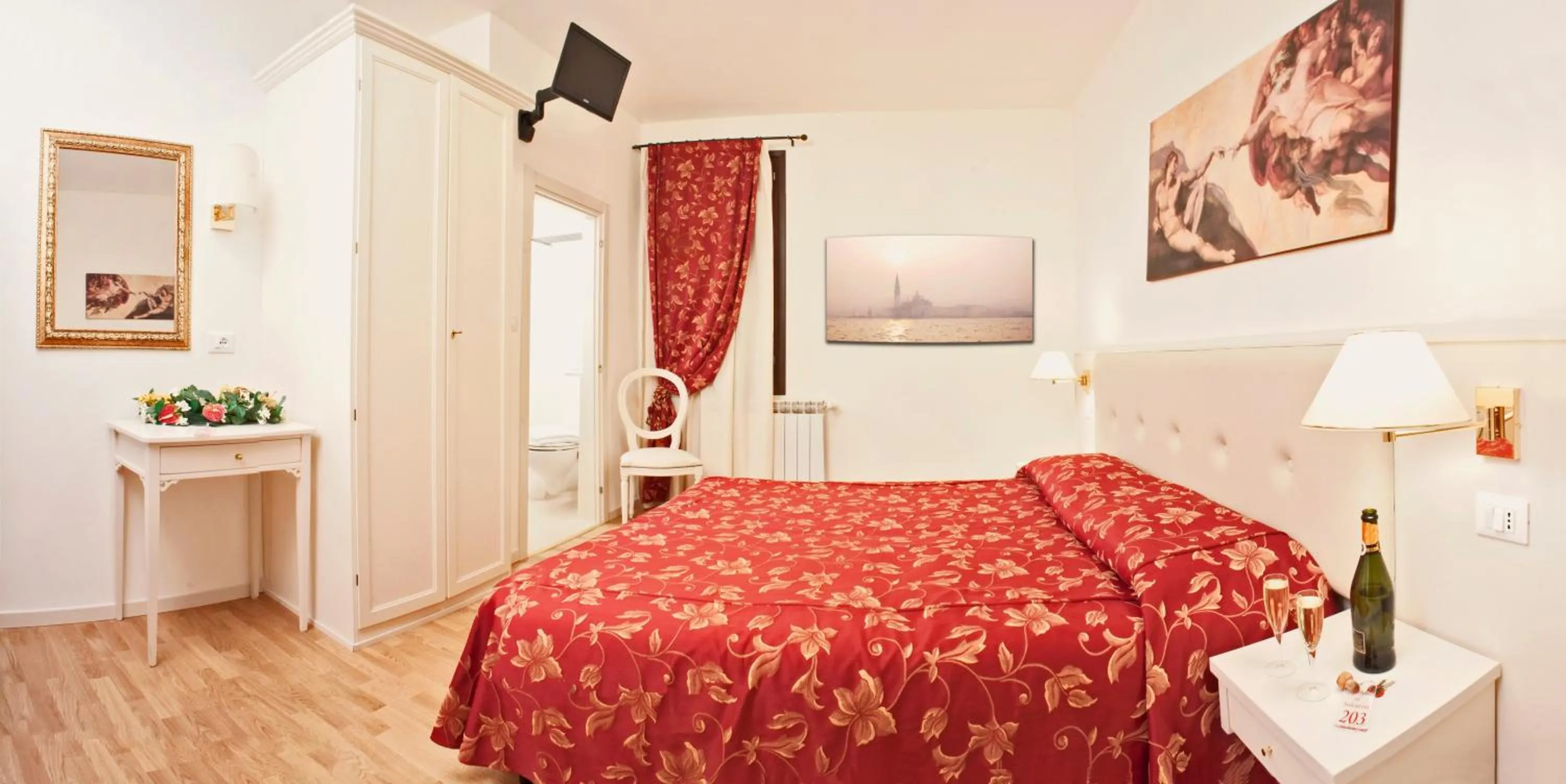 Bed in Albergo ai Tolentini