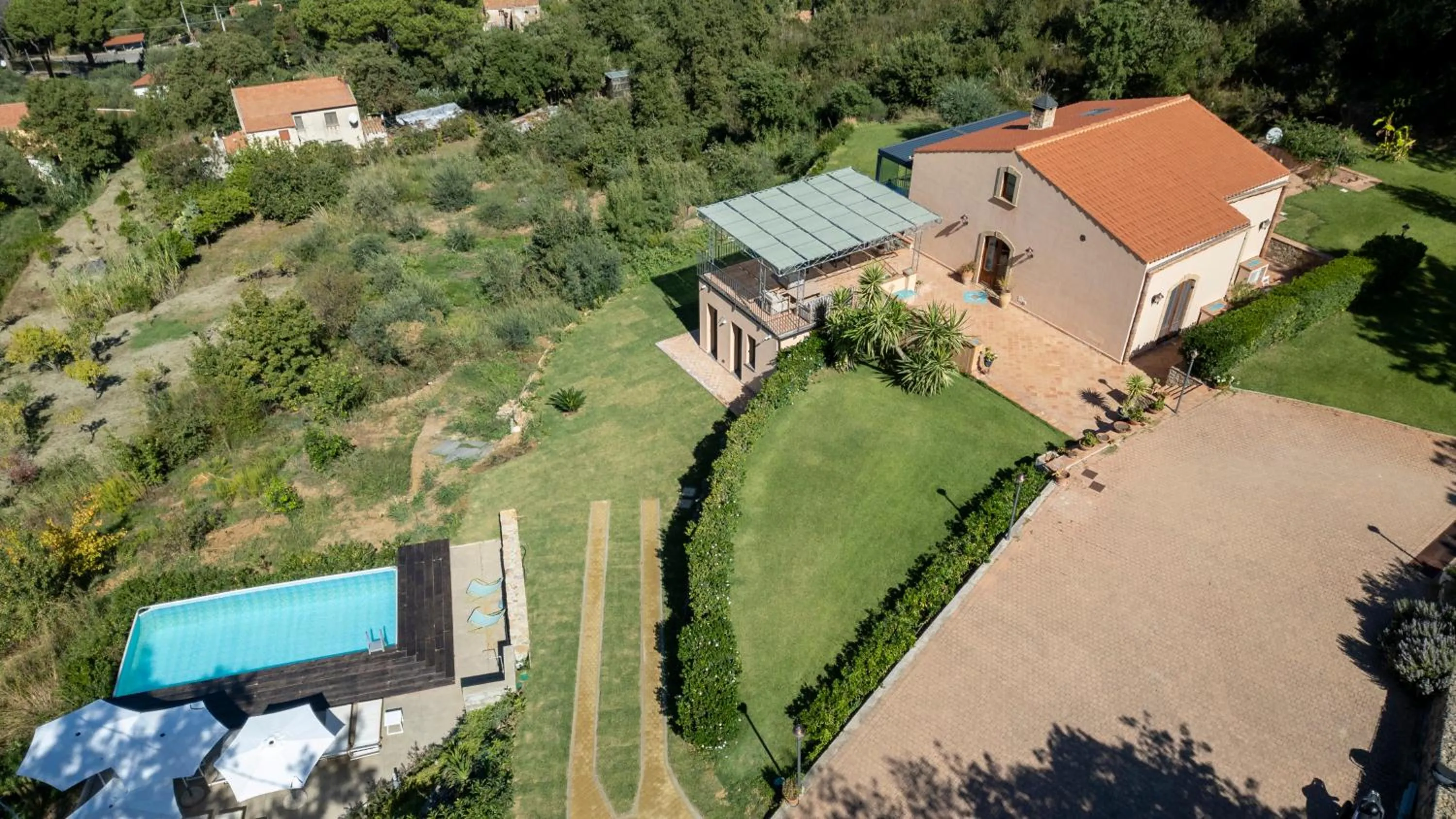 Property building in B&B Le Ginestre