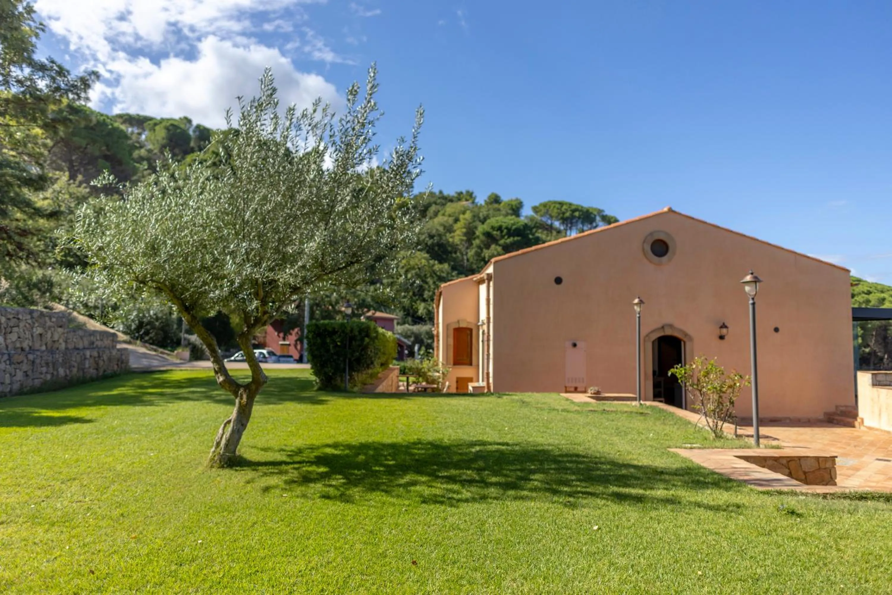 Property building in B&B Le Ginestre