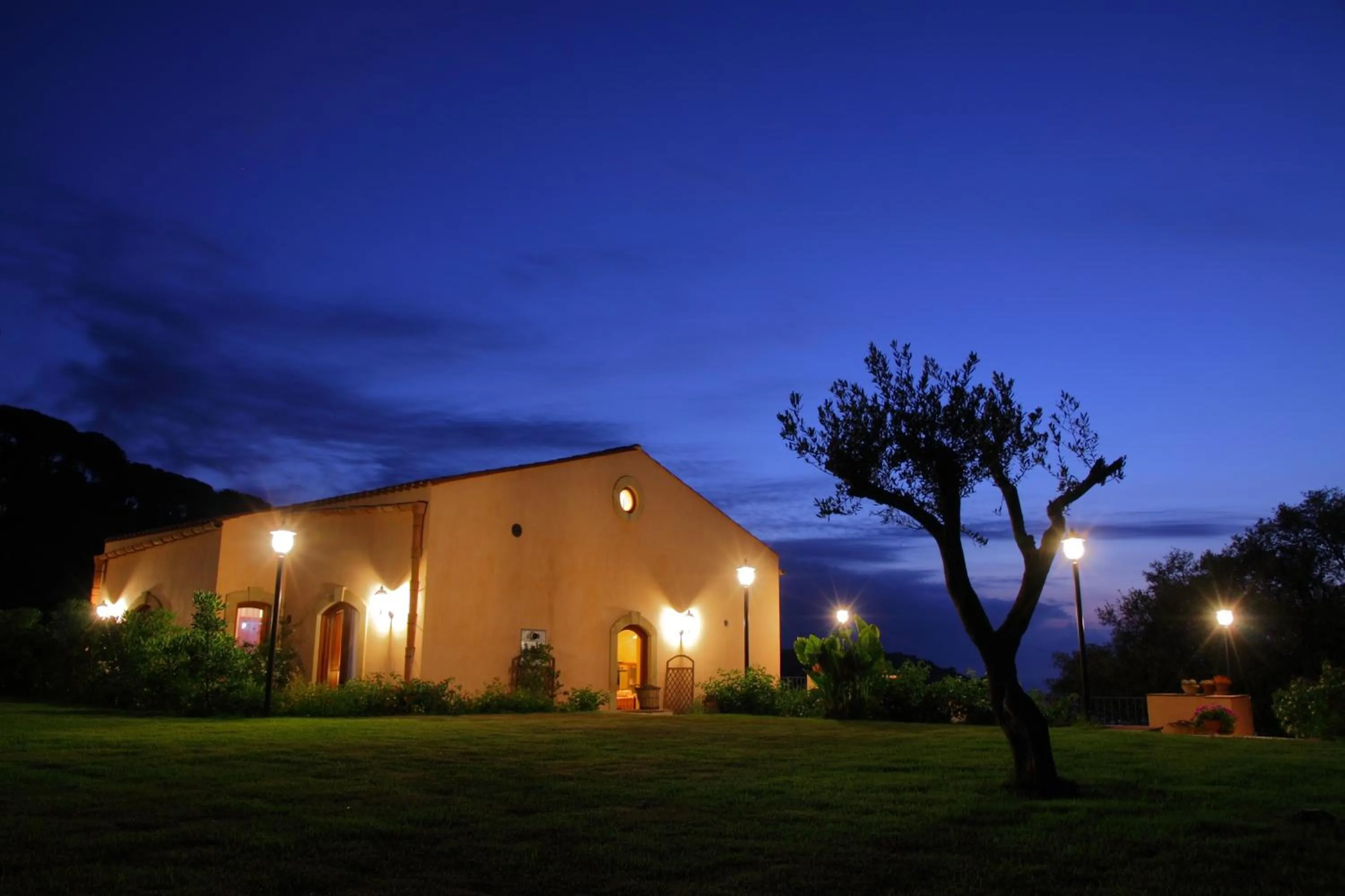 Facade/entrance in B&B Le Ginestre