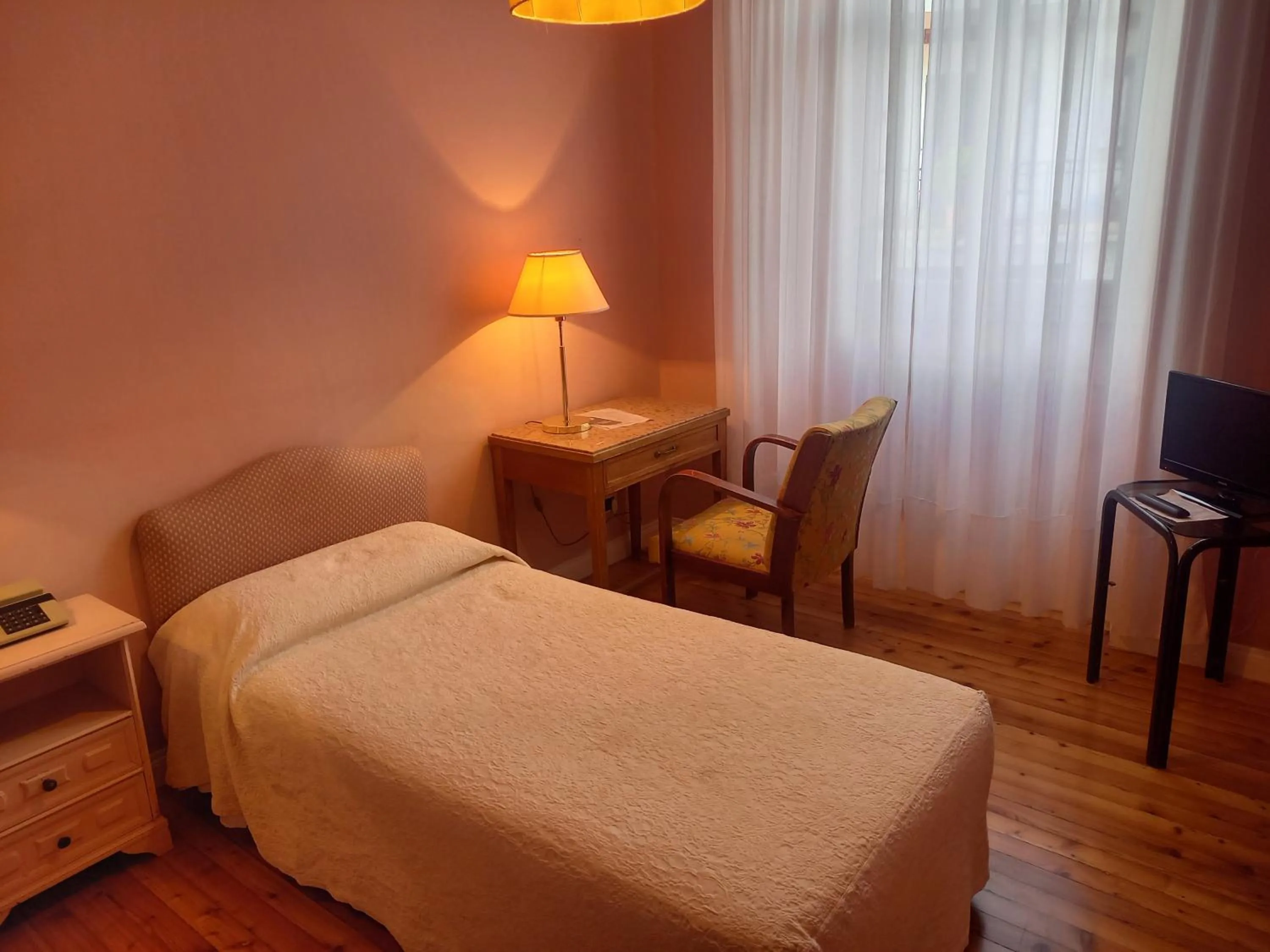 Bed in Hotel Moderno