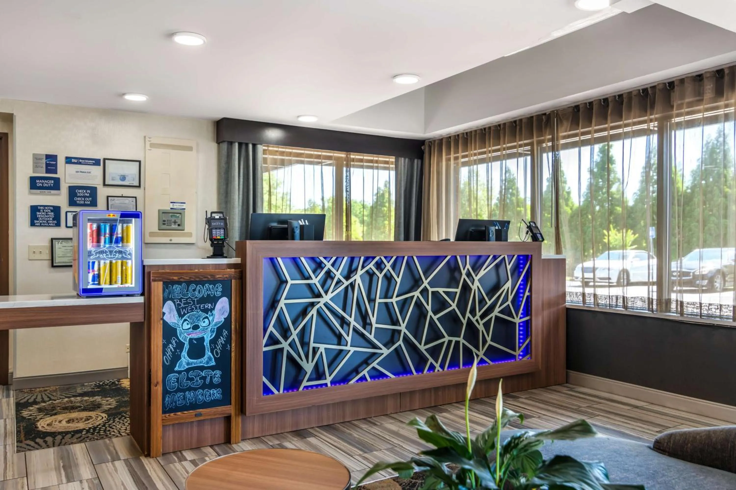 Lobby or reception in Best Western Atlanta-Marietta Ballpark Hotel