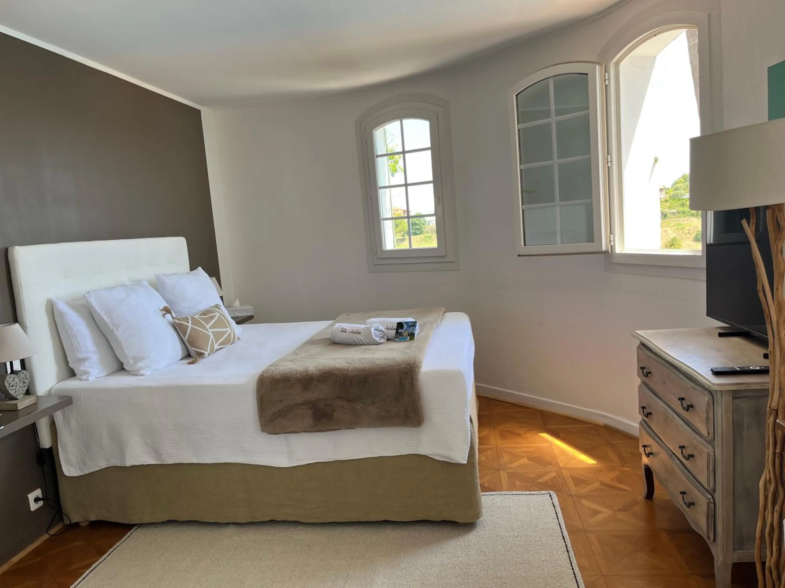 Bed in Villa Antoline