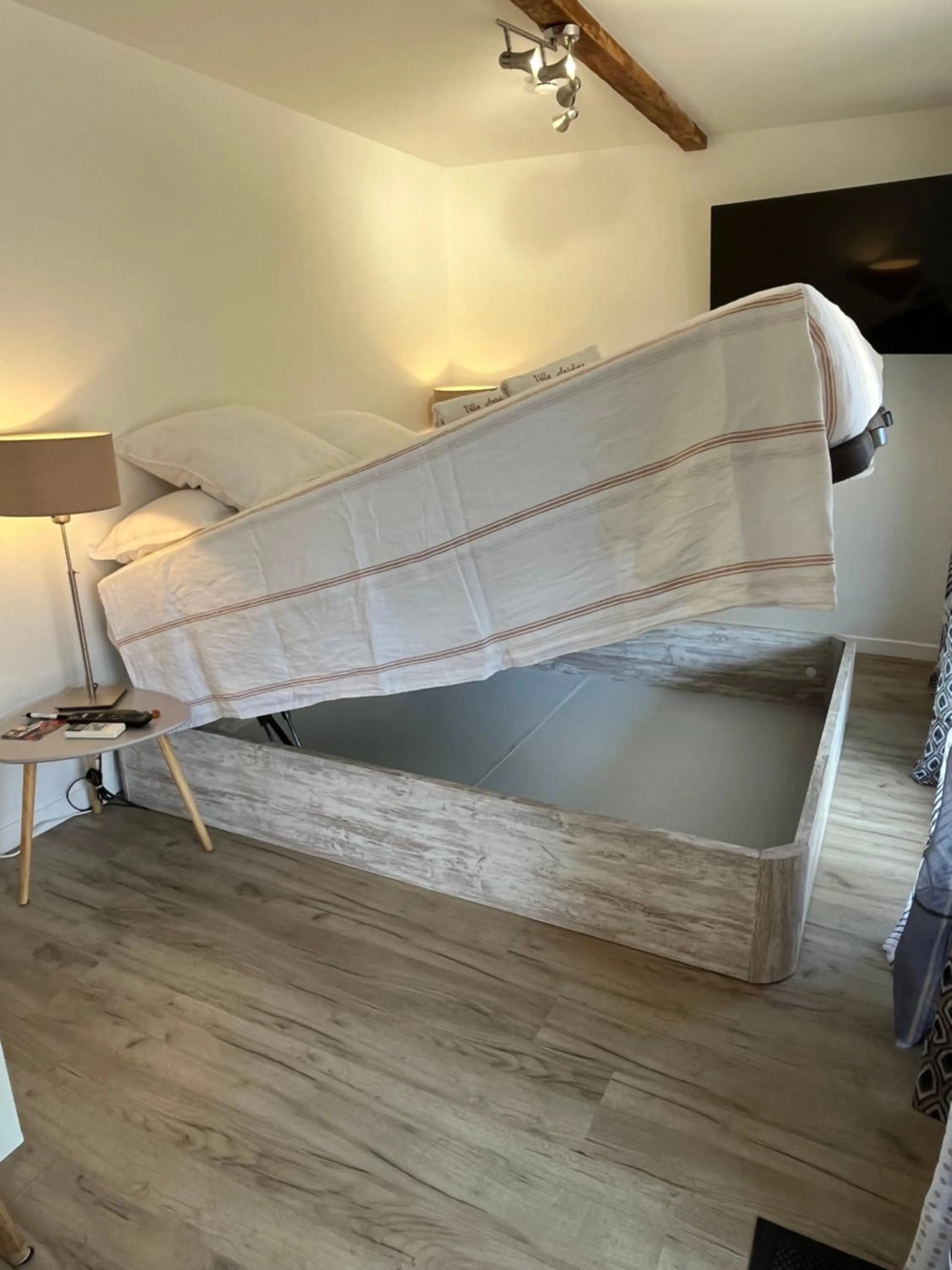 Bed in Villa Antoline