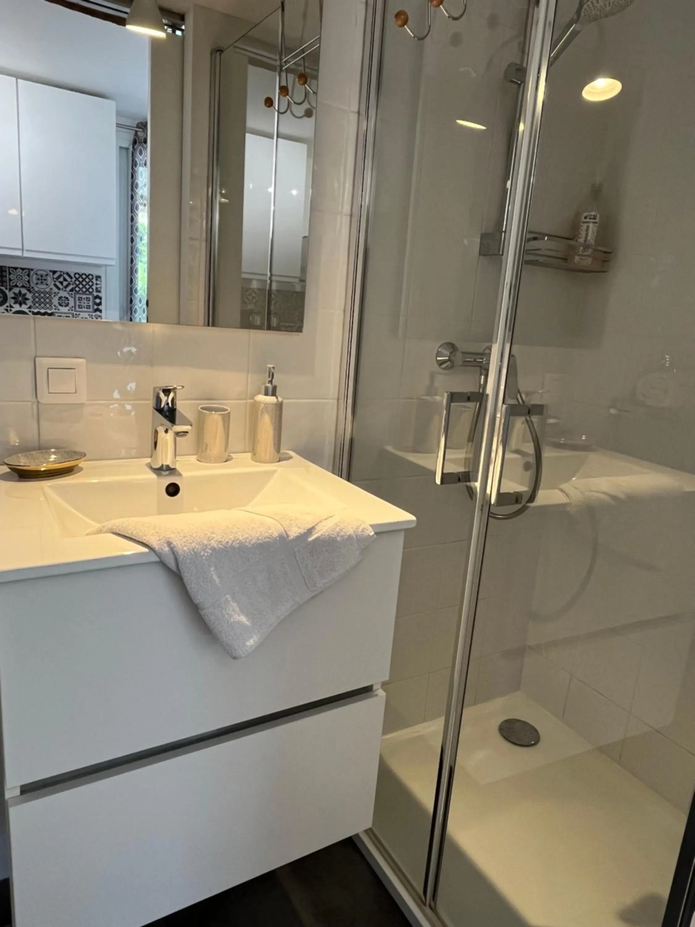 Shower in Villa Antoline