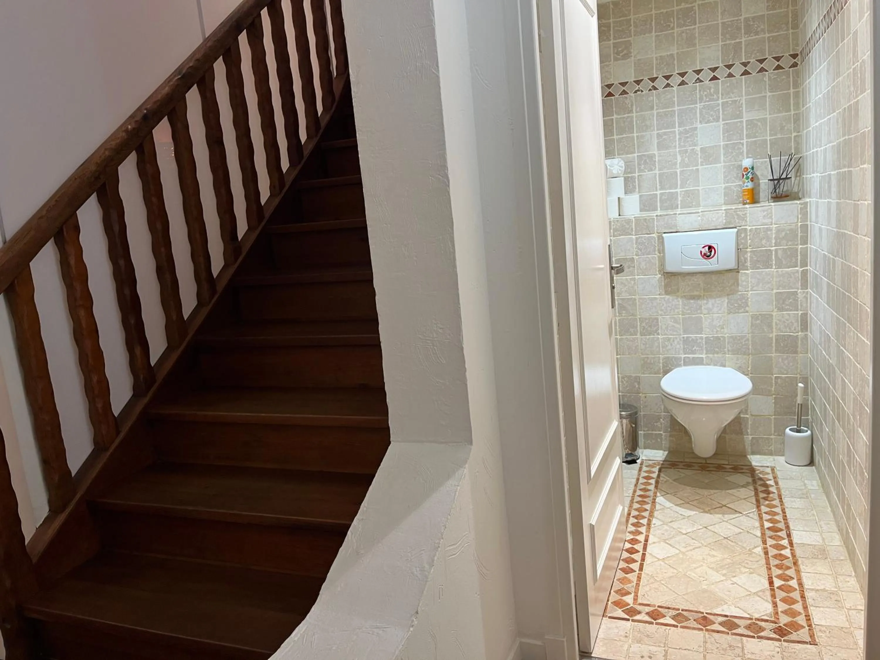 Toilet in Villa Antoline