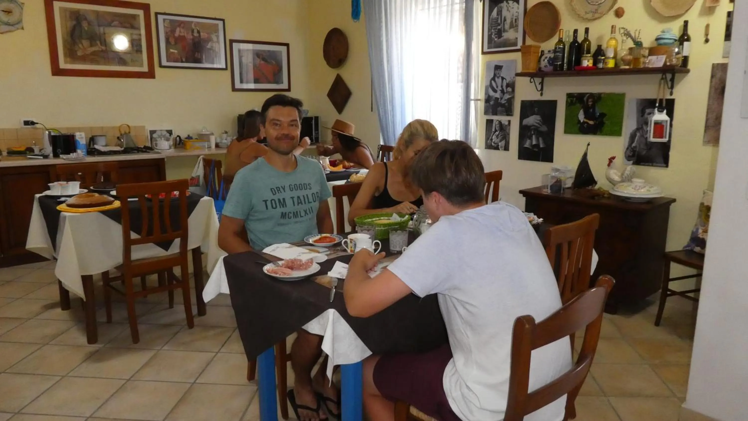 People in B&B Oliena