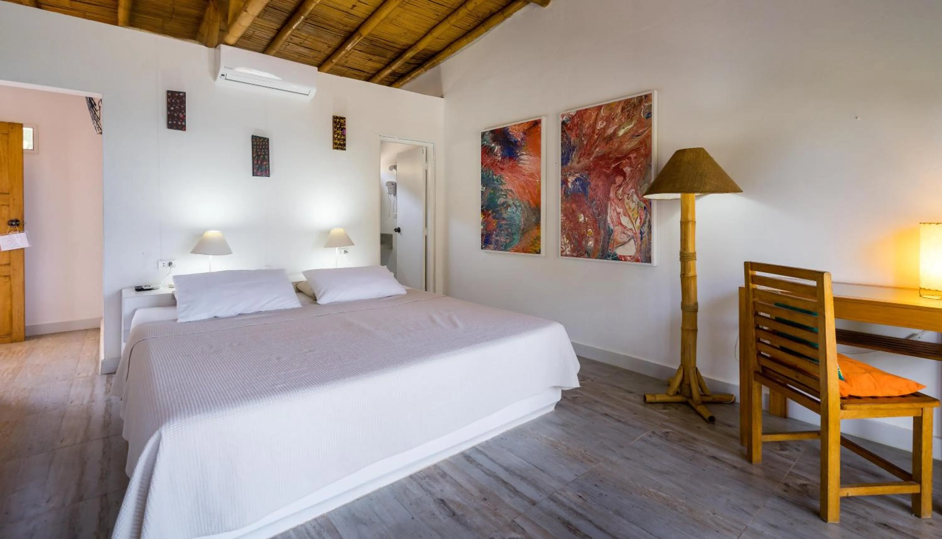 Bed in Sunset Mancora