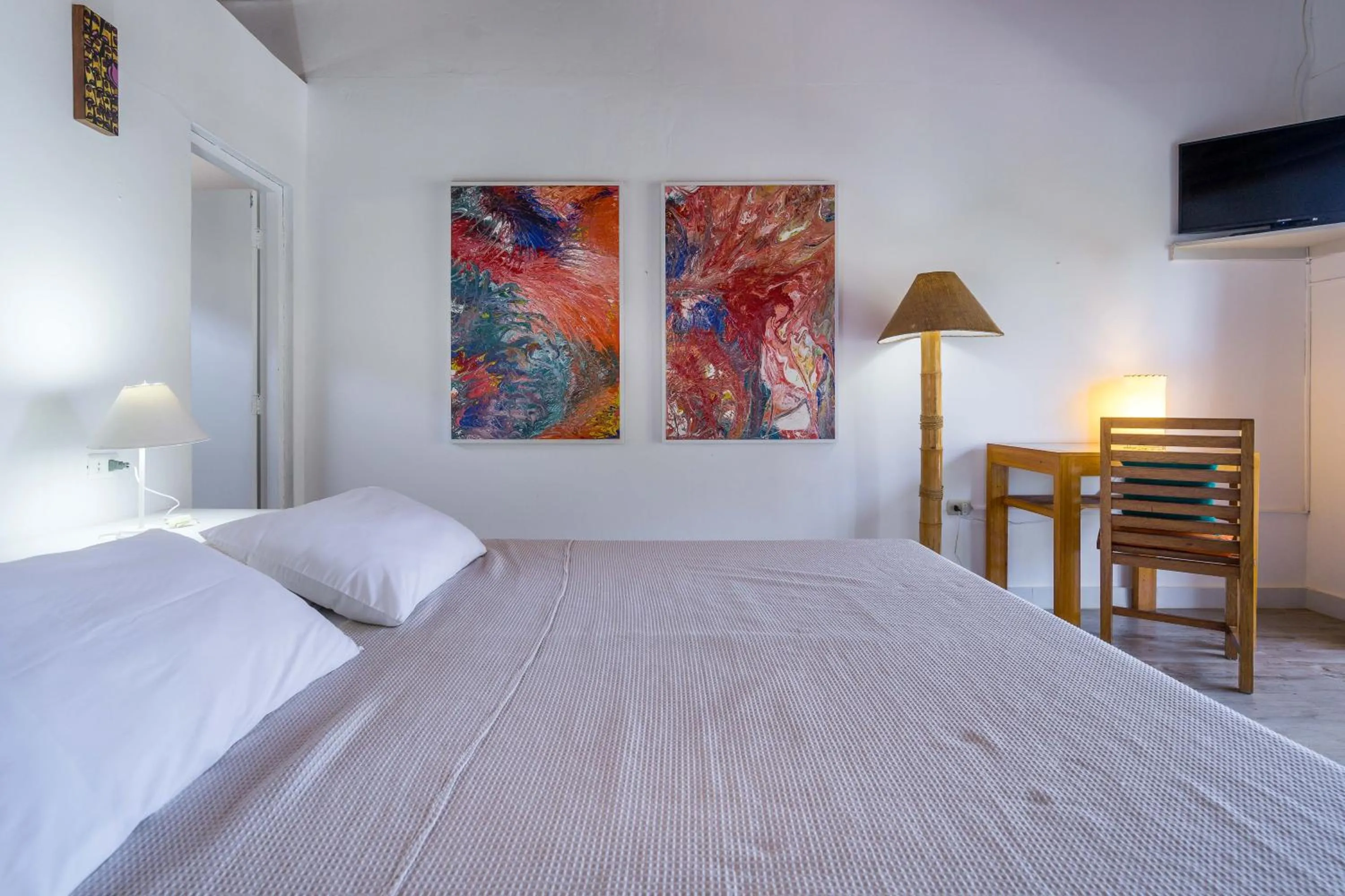 Bed in Sunset Mancora