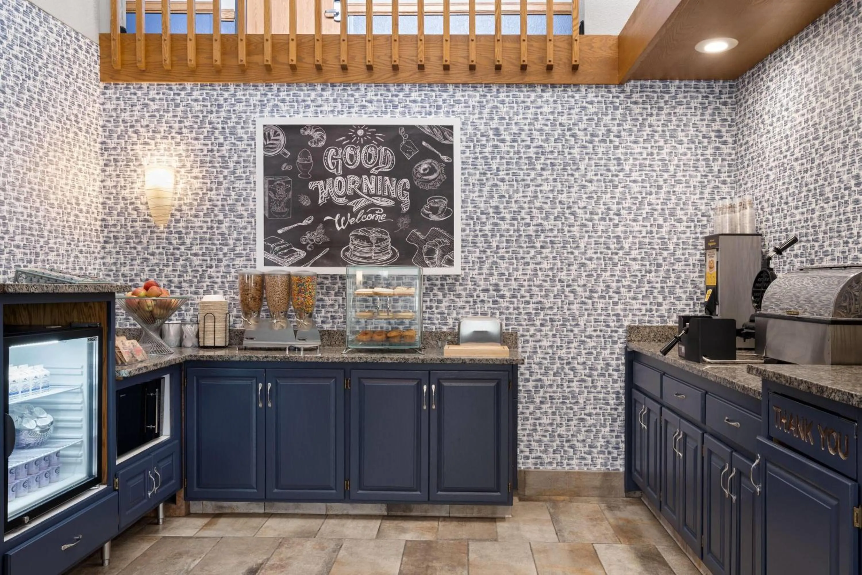 Breakfast in AmericInn by Wyndham Alexandria