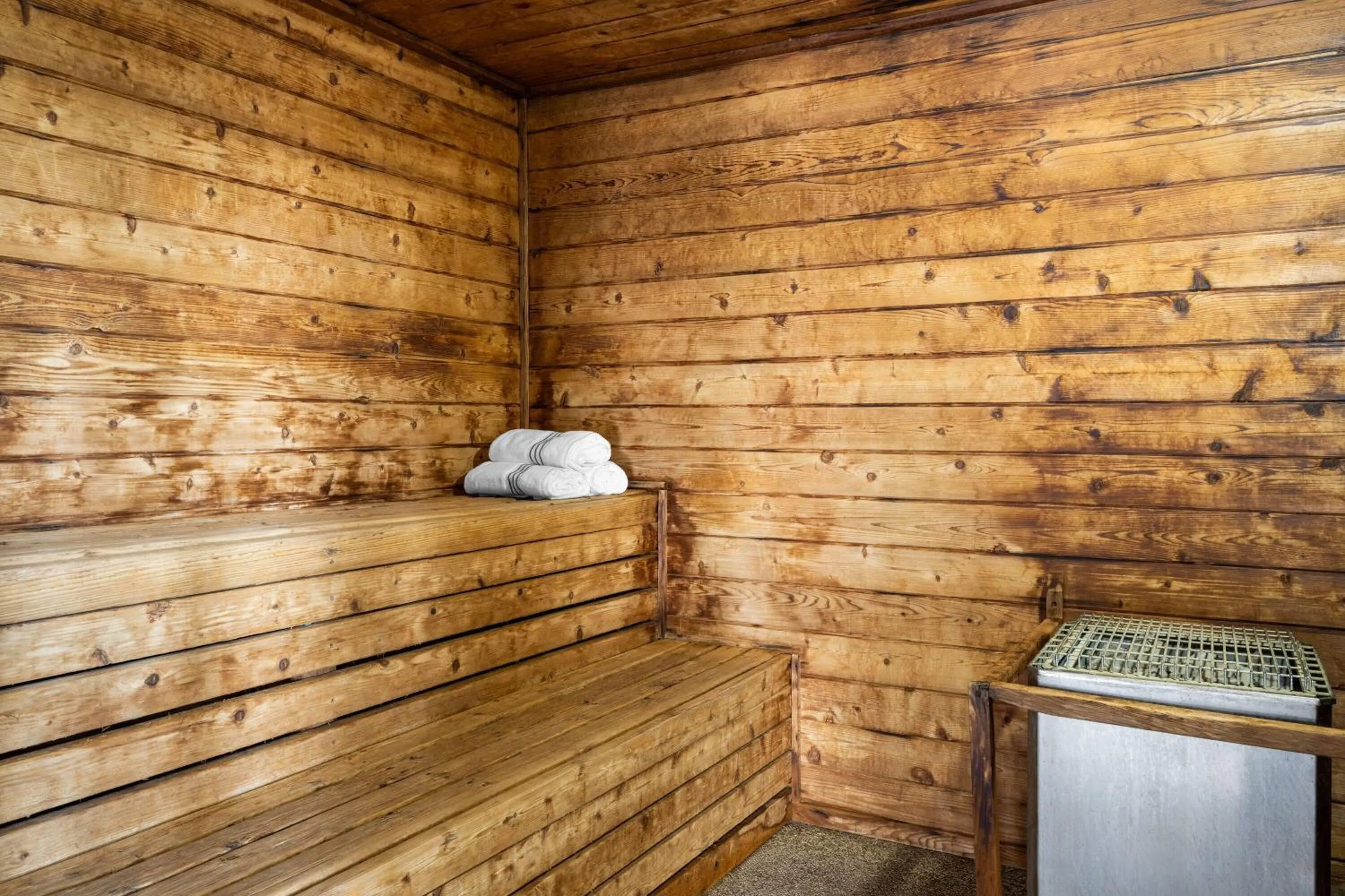 Spa and wellness centre/facilities in AmericInn by Wyndham Alexandria