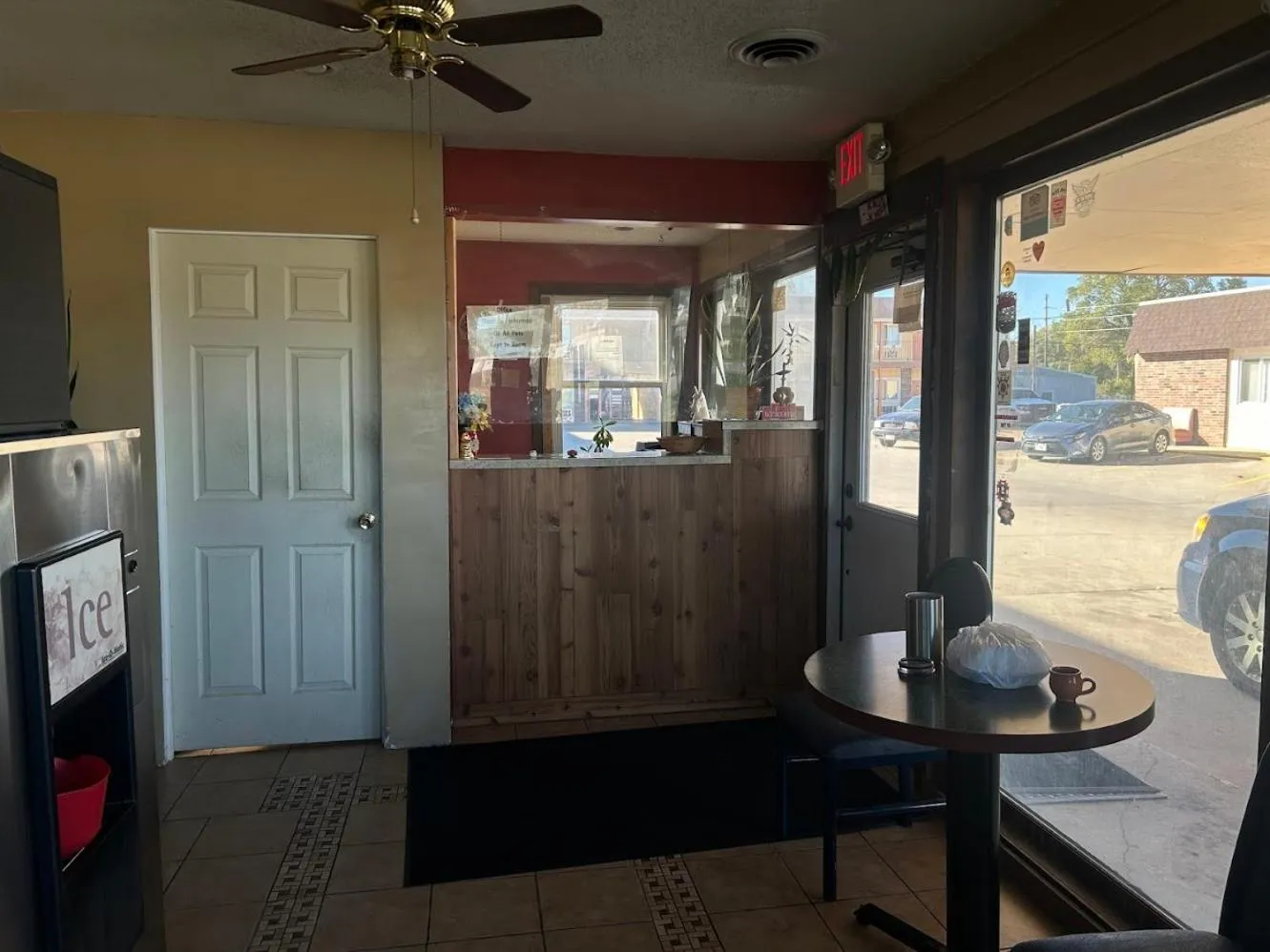 Lobby or reception in Crete Inn by Capital O Near Lincoln