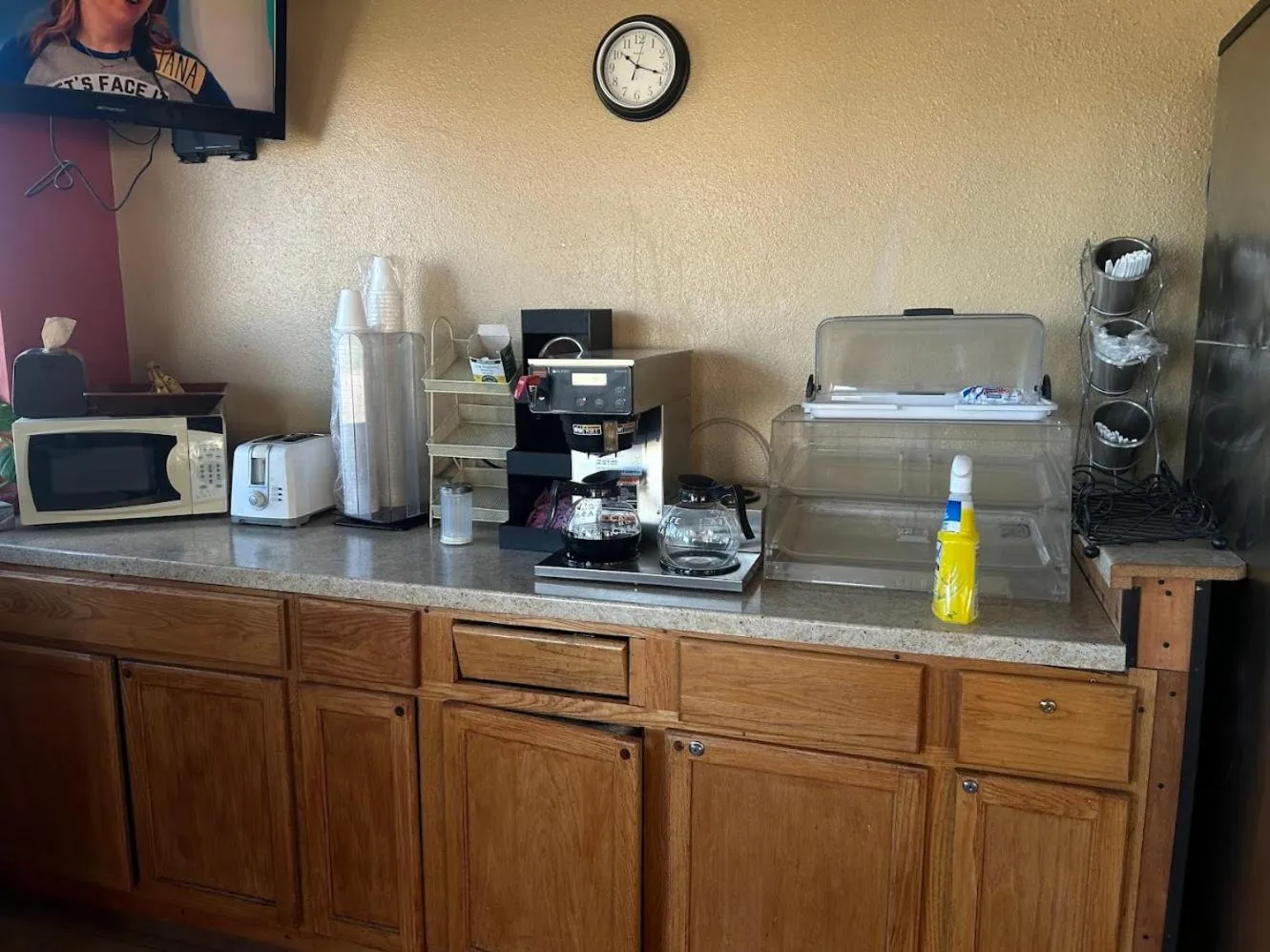 Breakfast in Crete Inn by Capital O Near Lincoln