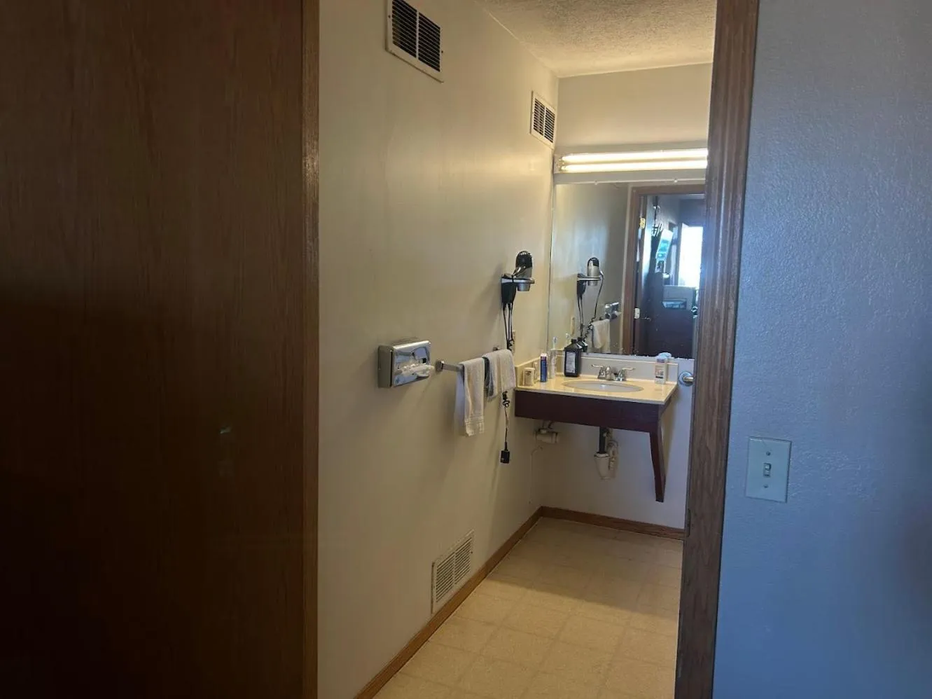 Bathroom in Crete Inn by Capital O Near Lincoln