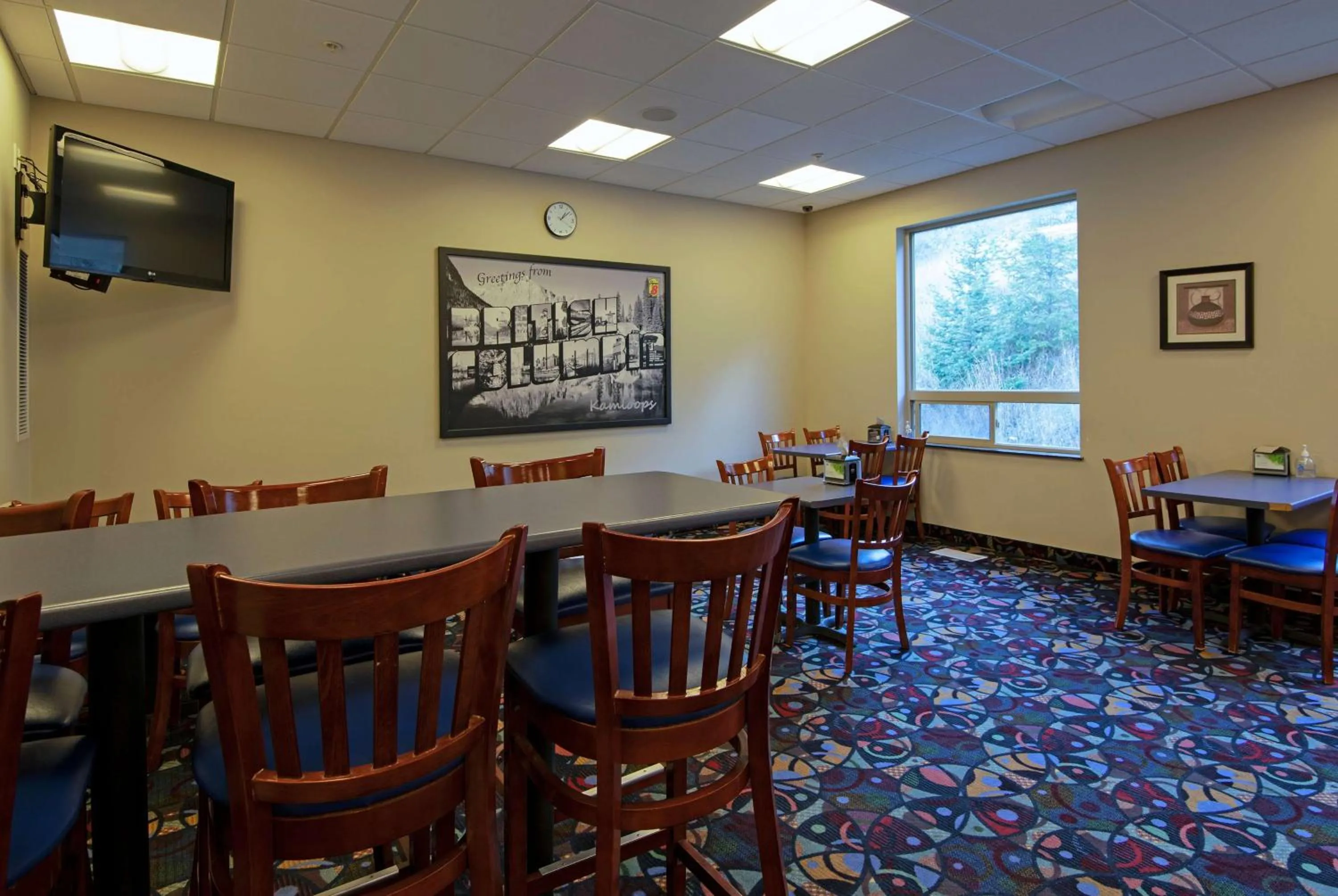 Breakfast in Super 8 by Wyndham Kamloops On The Hill