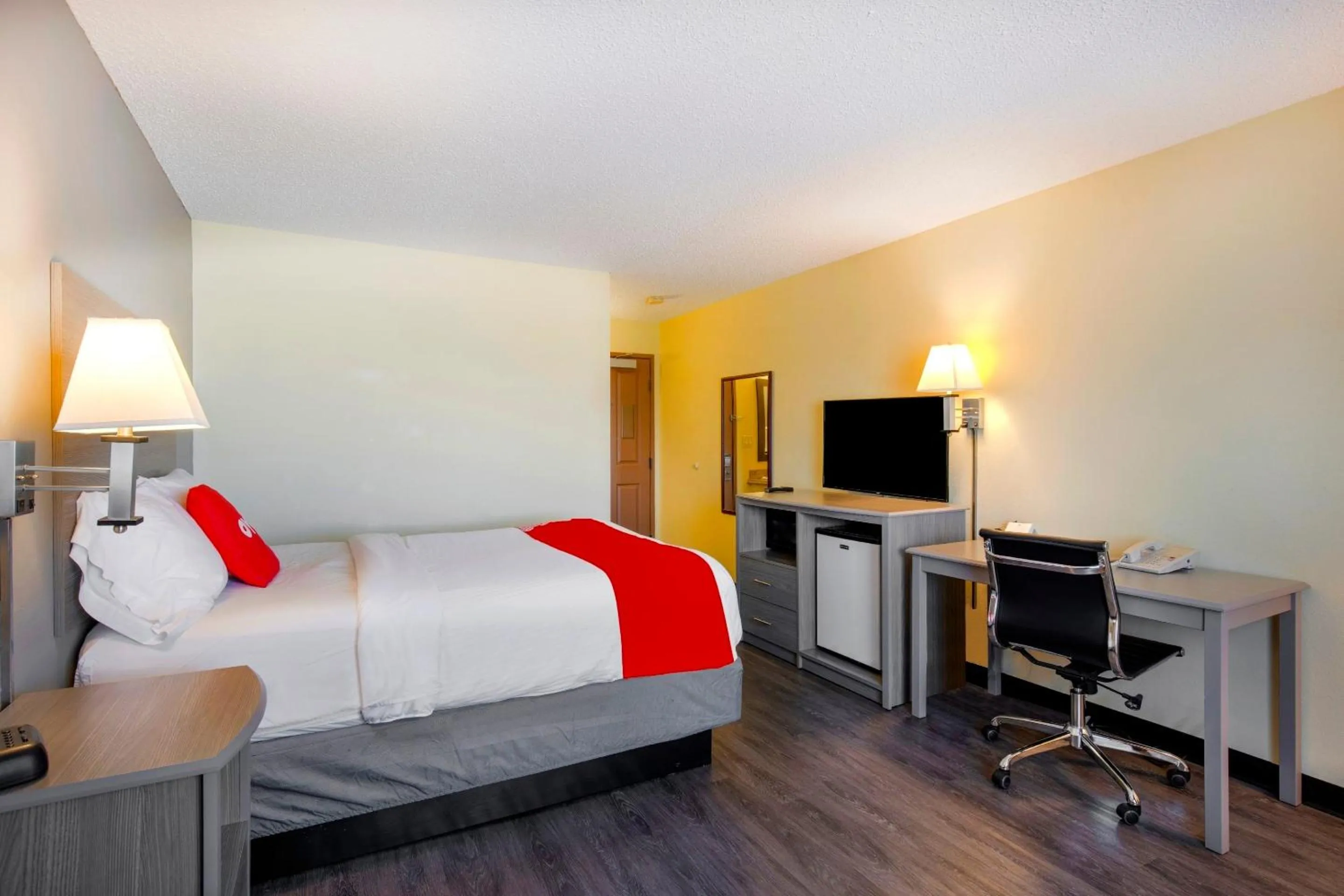 Bedroom in Rockview Hotel Castle Rock Downtown