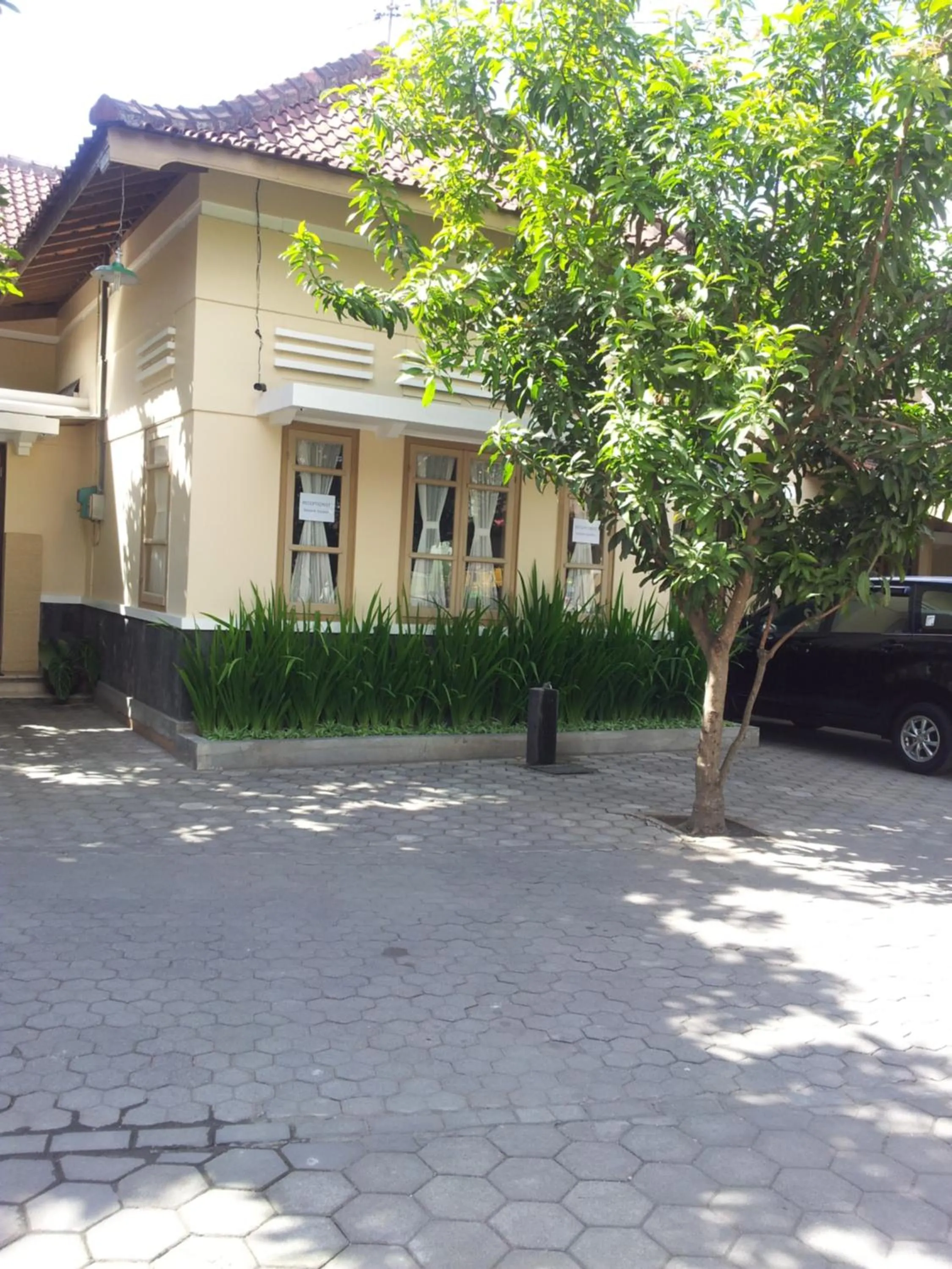 Ndalem Suratin Guesthouse