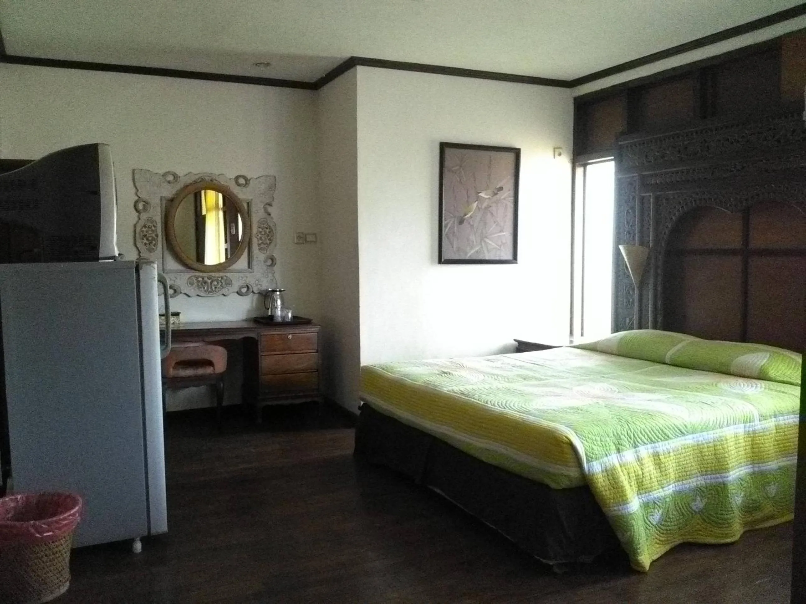 Bed in Gazebo Beach Hotel