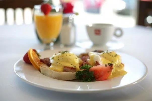 Breakfast in Lanes Privateer Inn