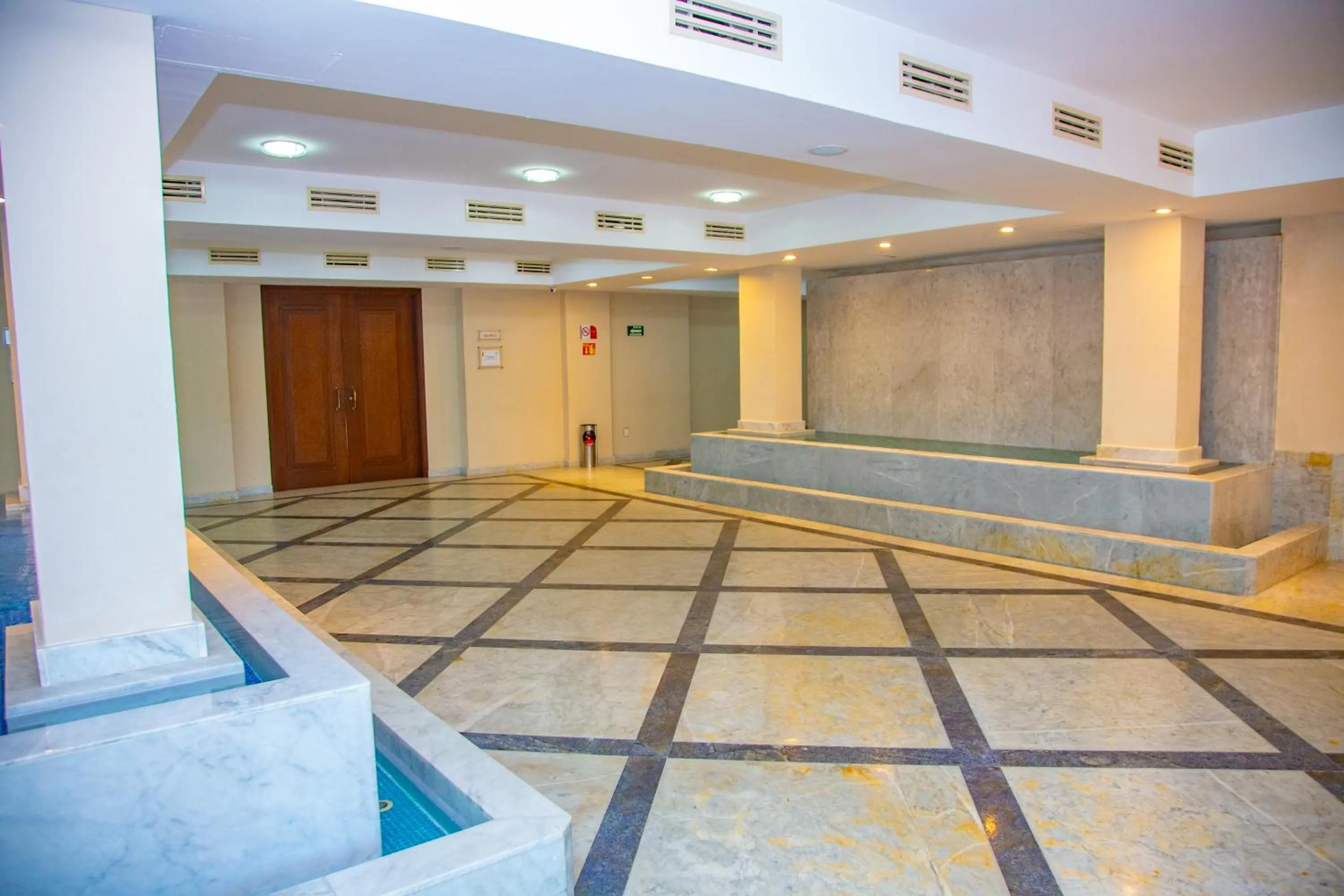 Lounge or bar in Posada de Tampico