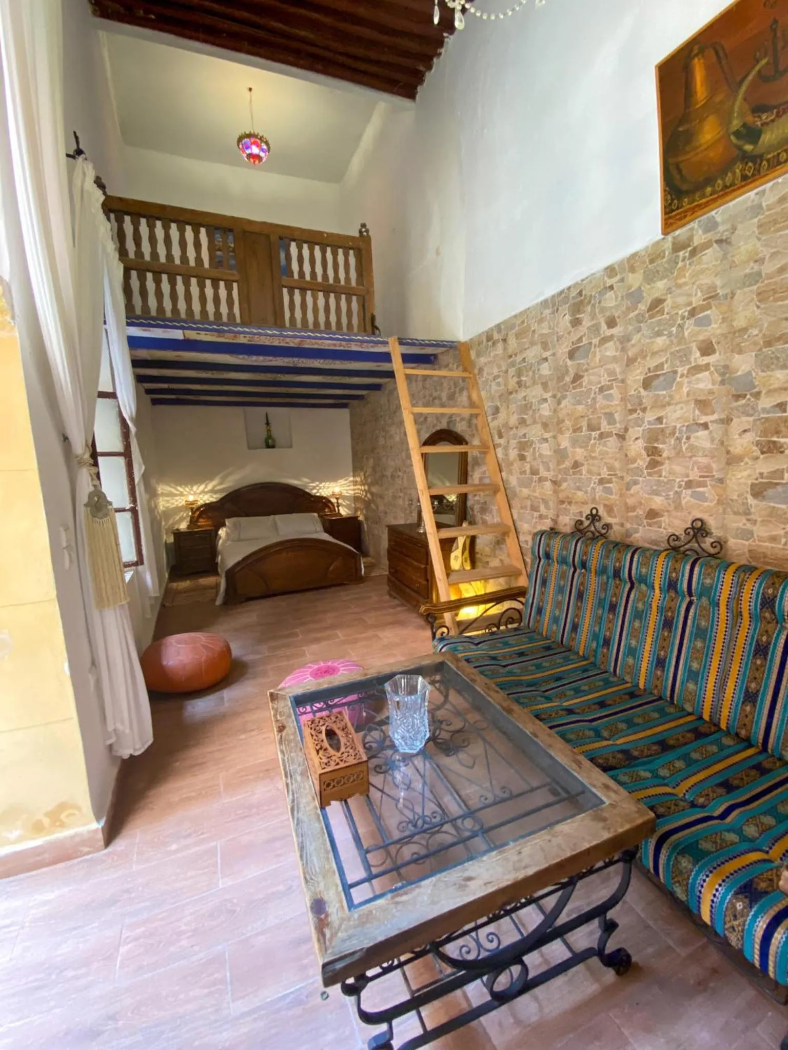 Living room, Bed in Riad Jbara